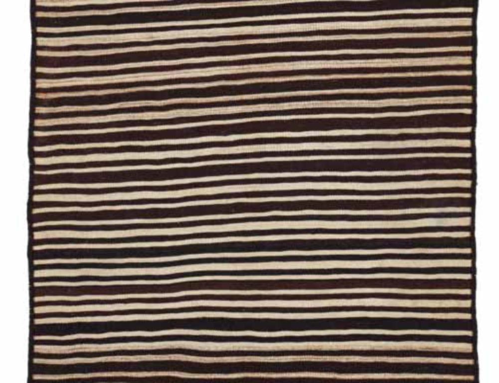 Persischer Kilim Kleiner Teppich CIRCA 1910 - Wolle Braun Elfenbein Design - 91549 (Asiatisch) im Angebot