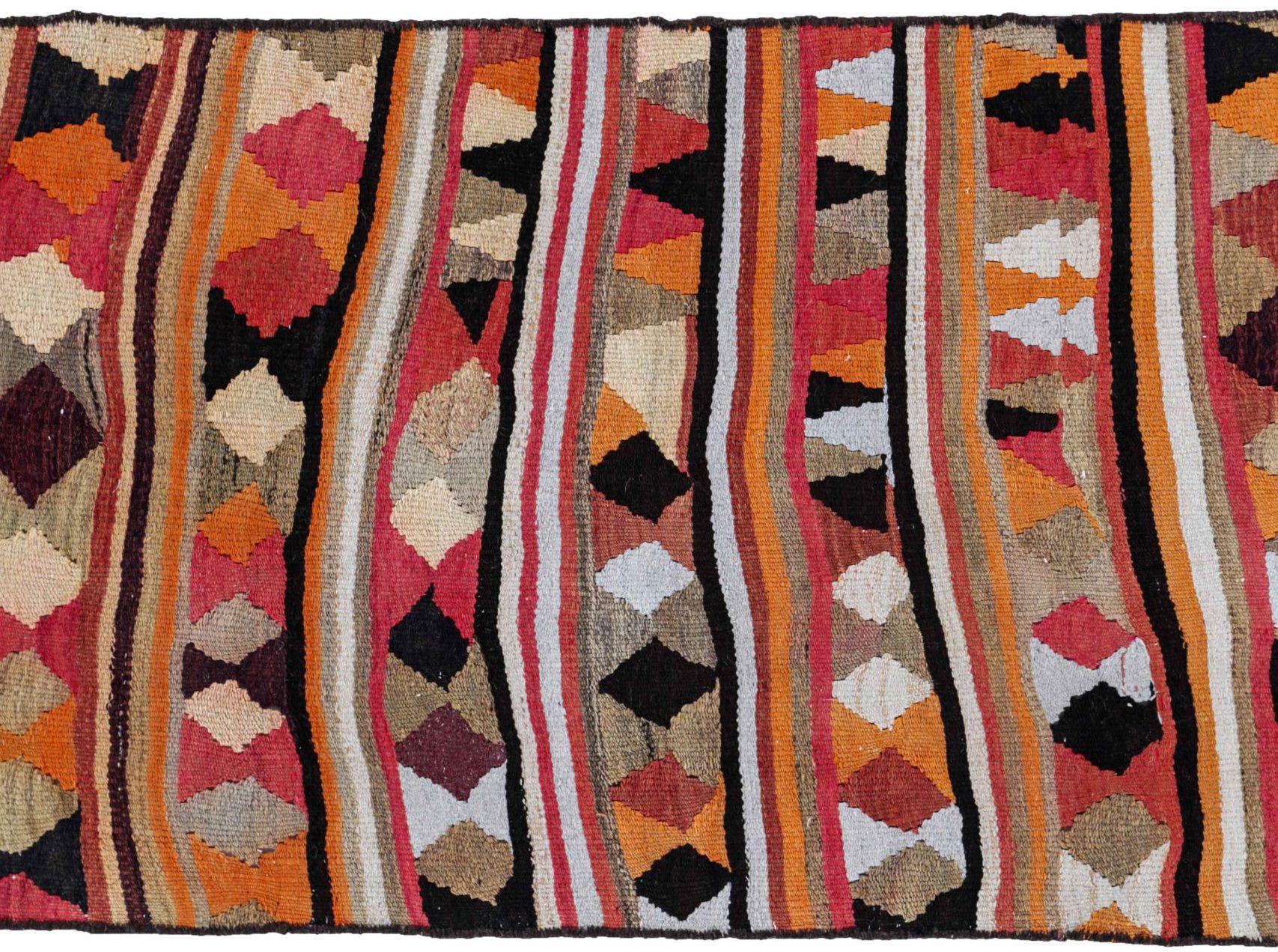 Asiatique Rug & Kilim Persan Circa 1910 - Laine Brown Ivory Orange Pink Design - 91238 en vente