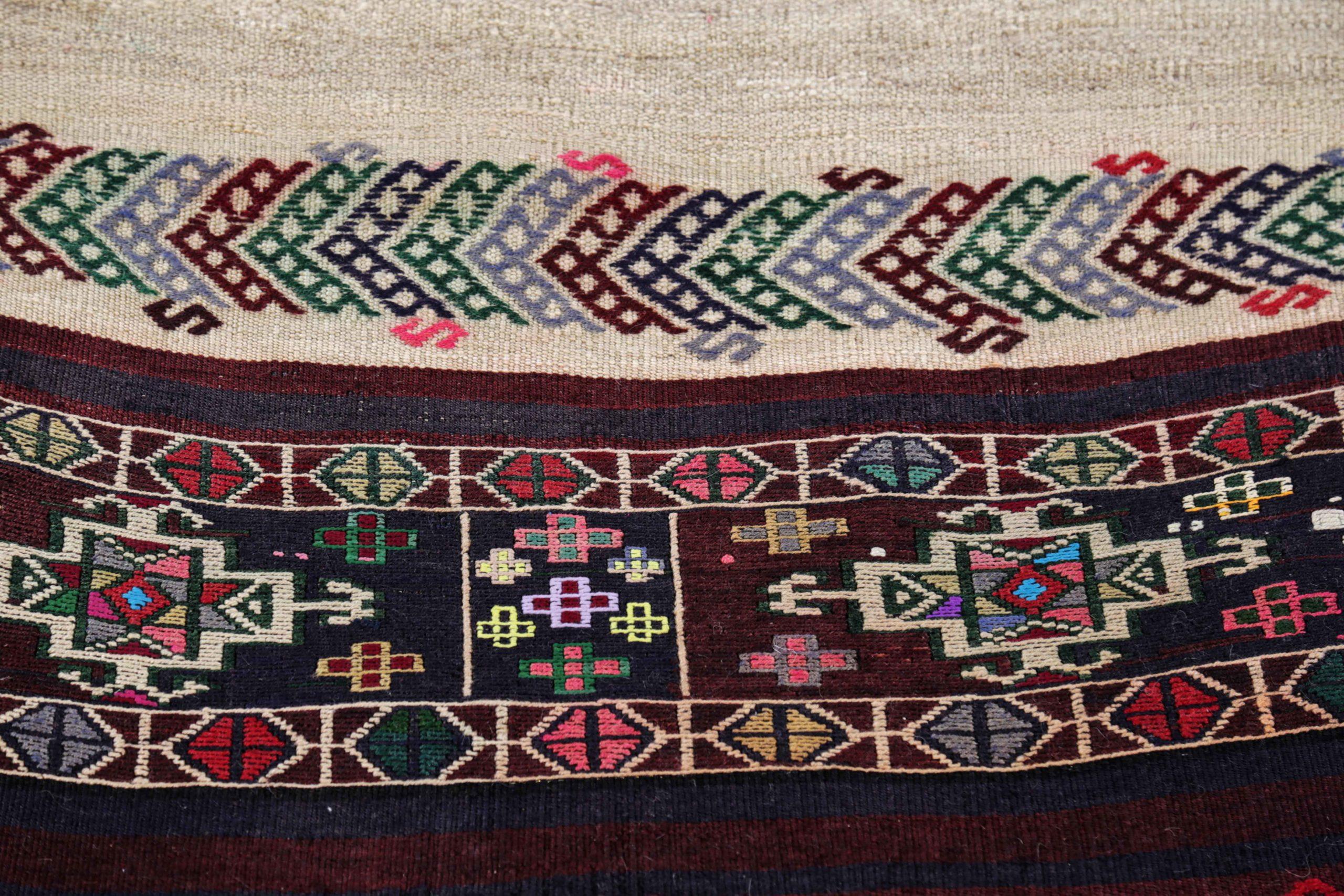 Persischer Kilim Kleiner Teppich CIRCA 1910 - Wolle Braun Elfenbein Rot Design - 91542 im Zustand „Hervorragend“ im Angebot in Dallas, TX