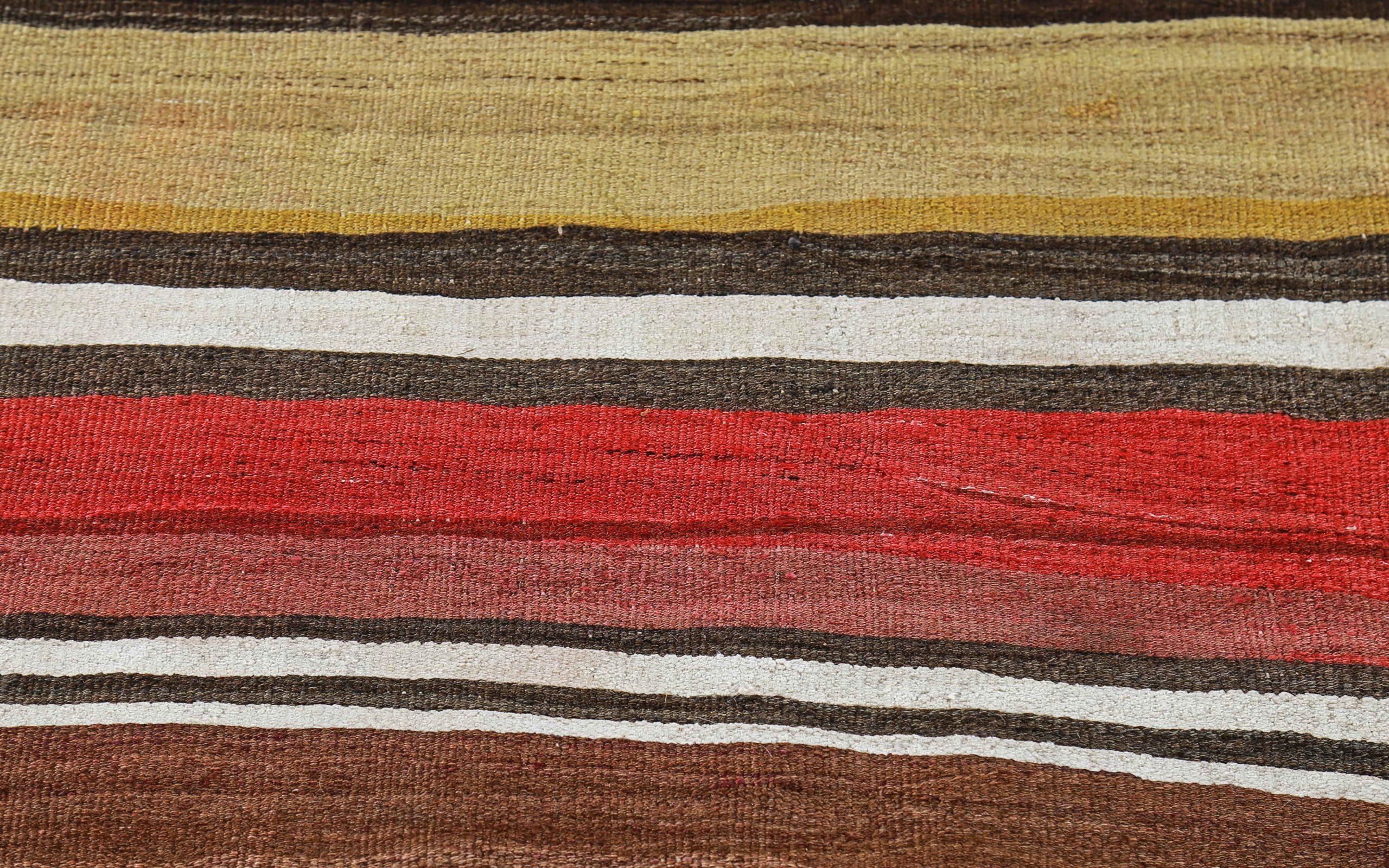 Persischer Kilim Kleiner Teppich CIRCA 1910 - Wolle Braun Elfenbein Rot Gelb Design - 91172 im Zustand „Hervorragend“ im Angebot in Dallas, TX