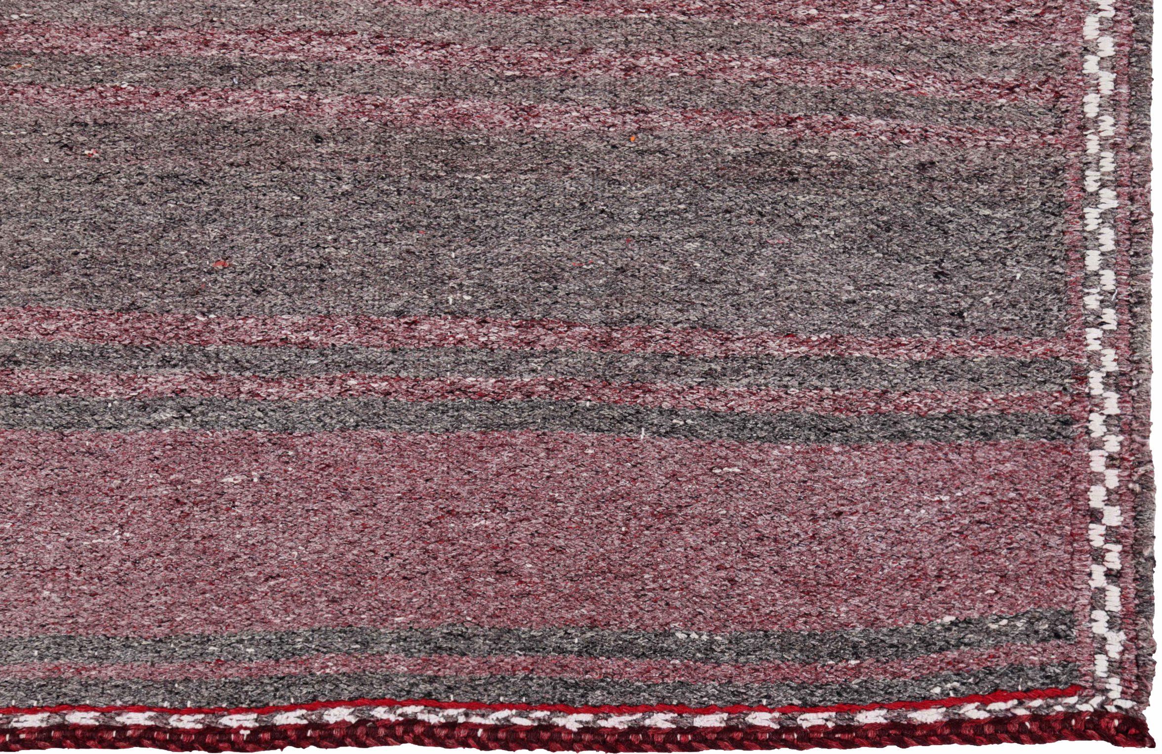 20th Century Persian Kilim Small Rug Circa 1910 - Wool Brown Pink Design - 91312 For Sale