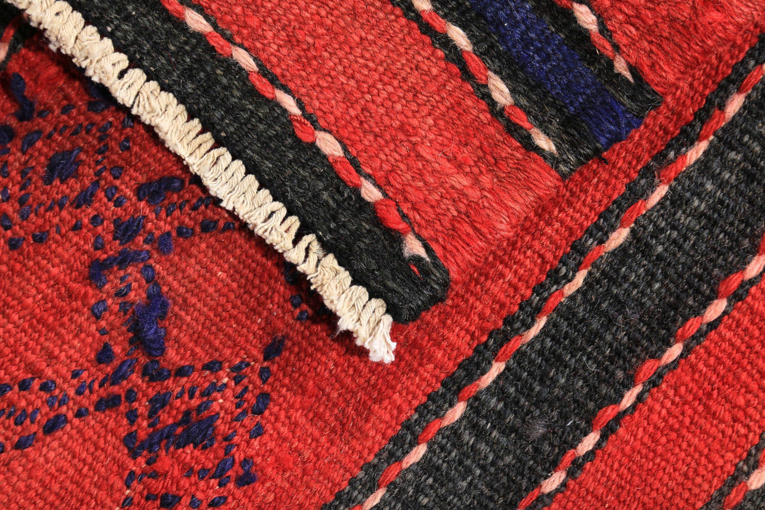20ième siècle Rug & Kilim Kilim Persan Circa 1910 - Laine Brown Design/One - 89369 en vente