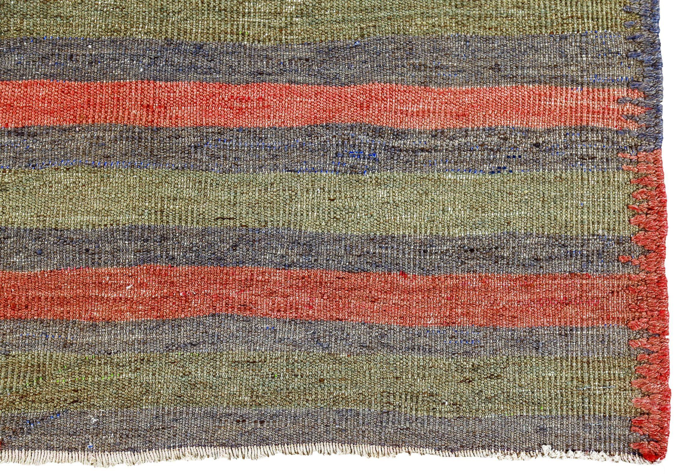 Persischer Kelim-Teppich Circa 1910 - Wolle Grau Grün Rot Design - 91267 im Zustand „Hervorragend“ im Angebot in Dallas, TX
