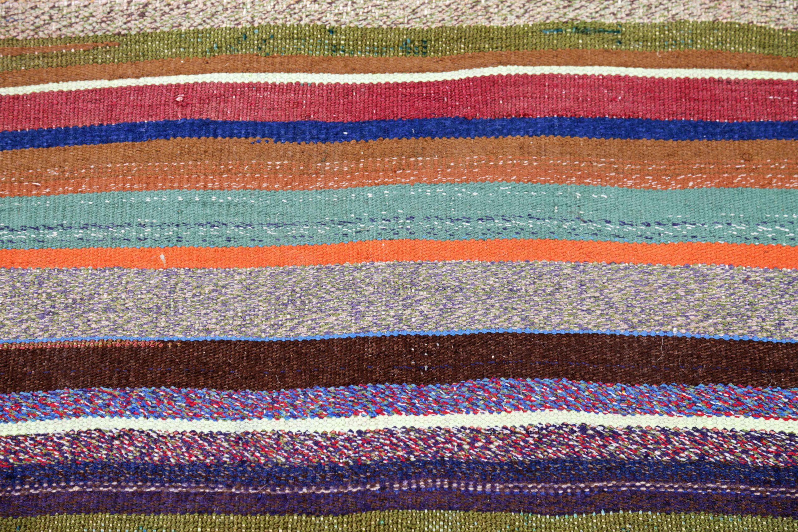 Persischer Kelim-Teppich Circa 1910 - Wolle Grün Elfenbein Orange Rosa Rot - 91383 (Asiatisch) im Angebot