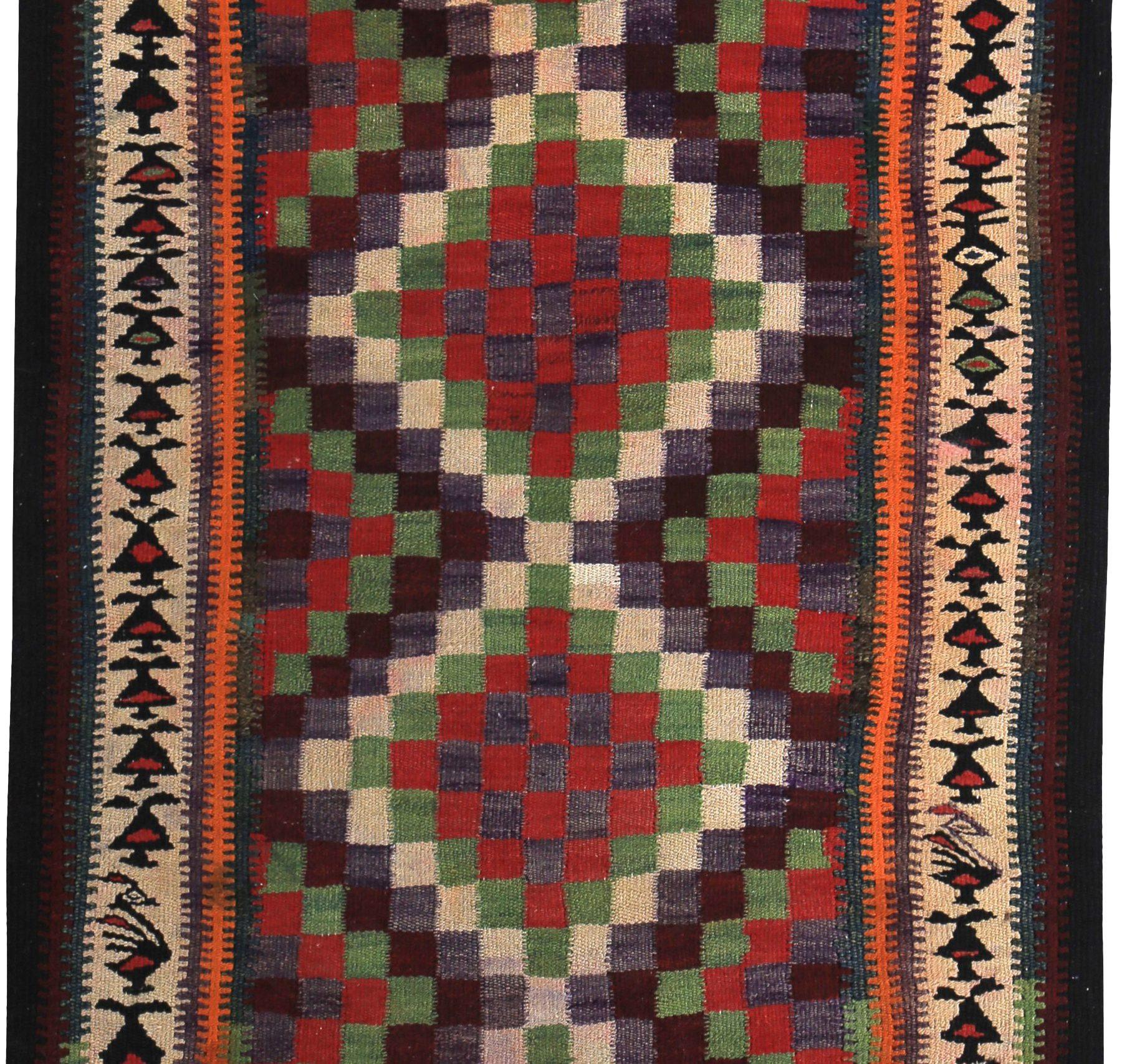 Persischer Kelim-Teppich Circa 1910 - Wolle Grün Elfenbein Rot Design - 89456 (Asiatisch) im Angebot