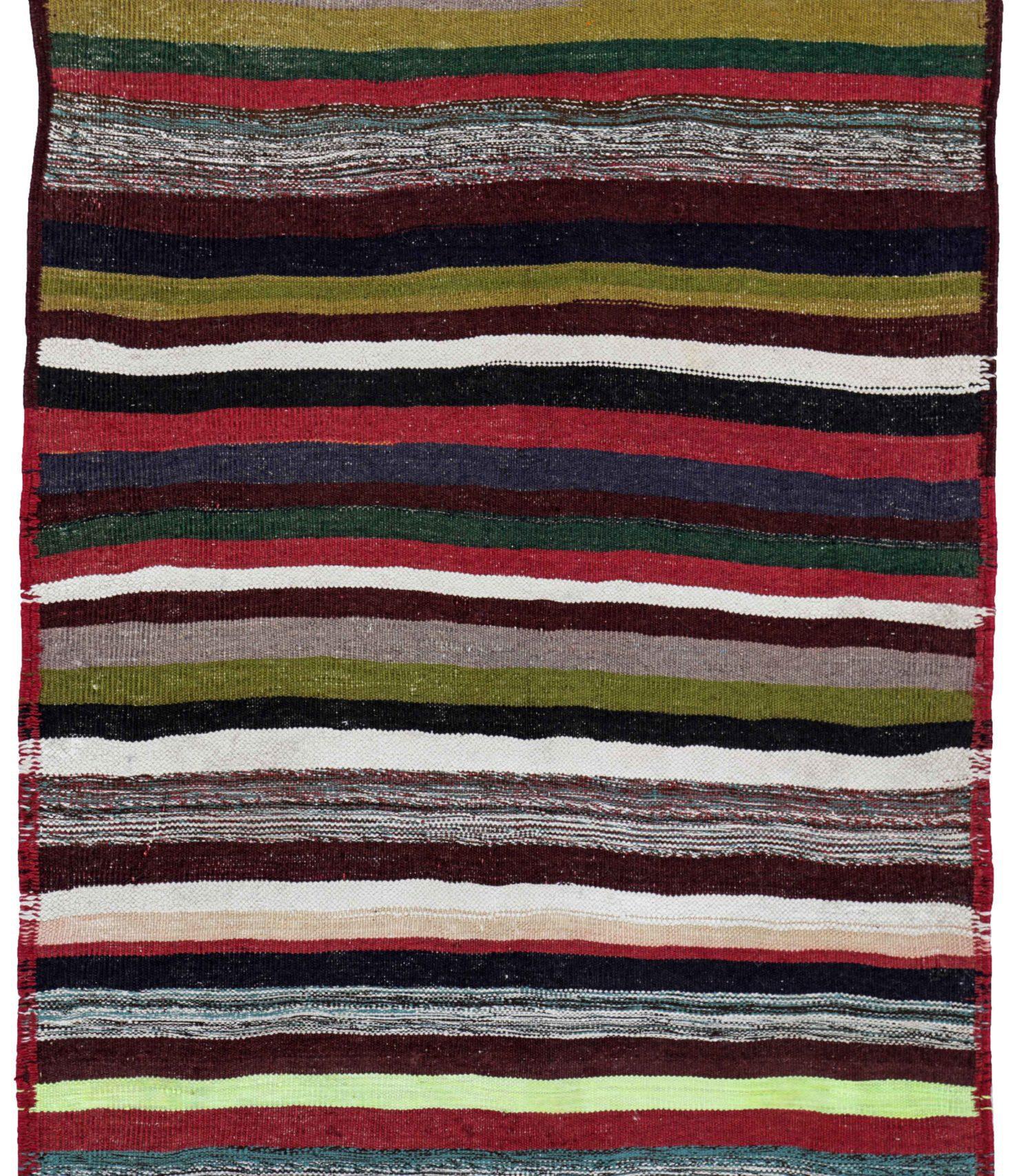 Persischer Kelim-Teppich Circa 1910 - Wolle Grün Elfenbein Rot Design - 91284 (Asiatisch) im Angebot