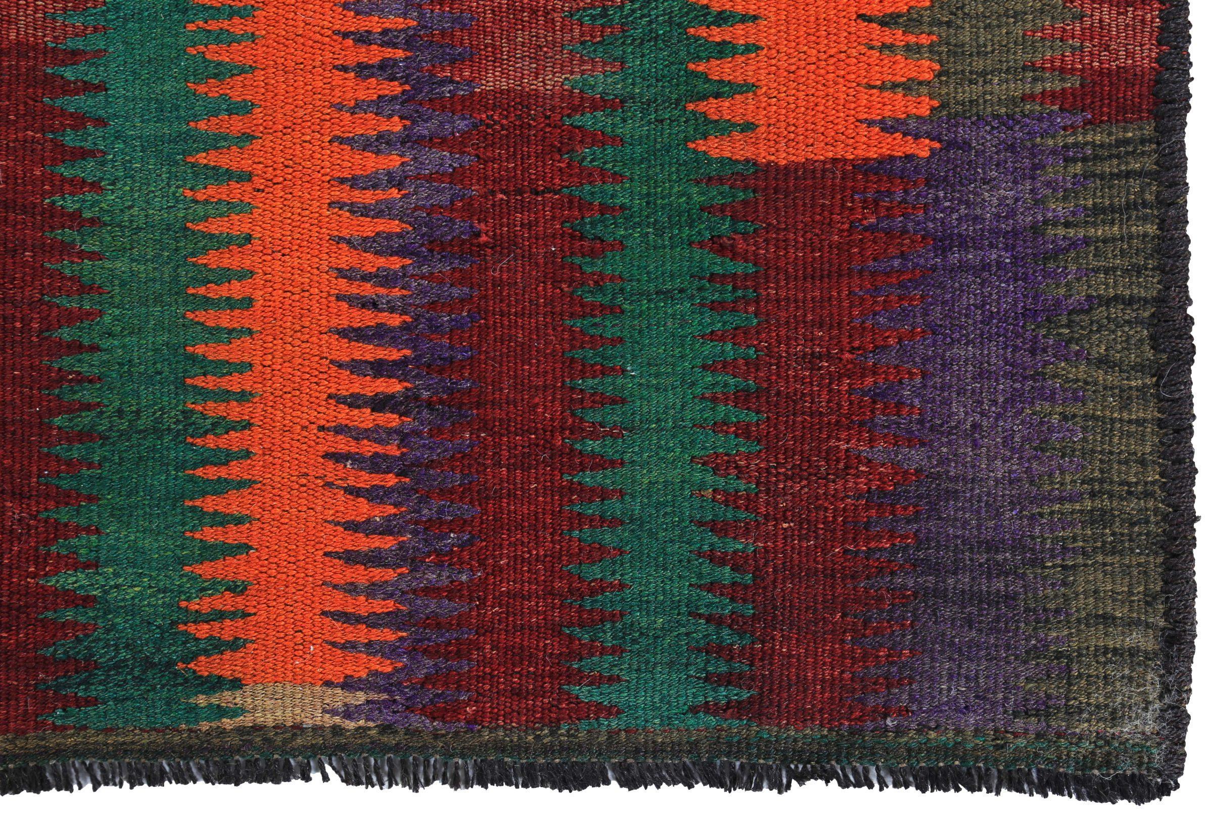 Asiatique Petit tapis persan Kilim datant d'environ 1910, motif de revers en laine vert orange - 89553 en vente