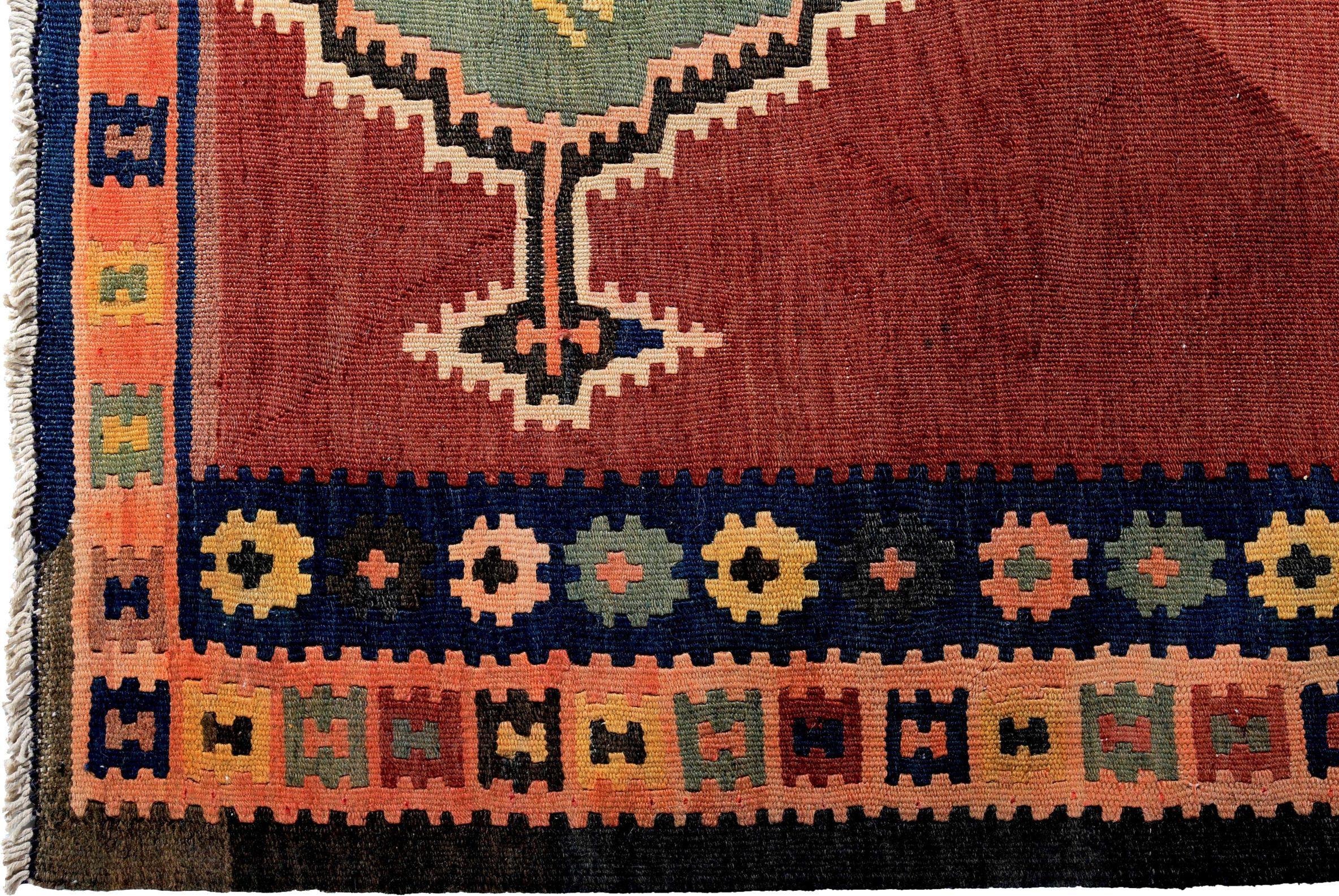 Persischer Kelim-Teppich Circa 1910 - Wolle Grün Rosa Rot Design - 89217 im Zustand „Hervorragend“ im Angebot in Dallas, TX