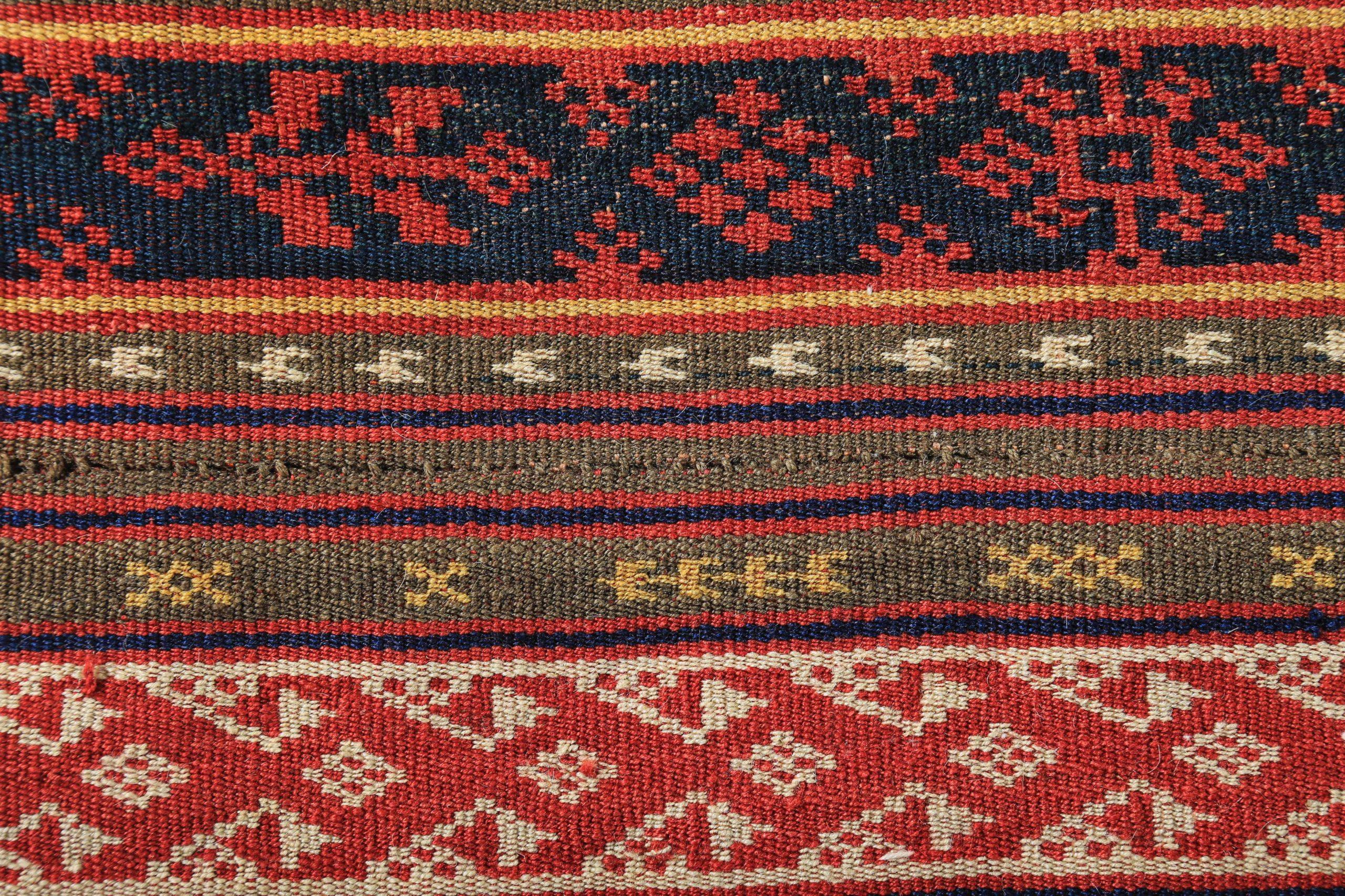 Persischer Kelim-Teppich Circa 1910 - Wolle Elfenbein Marineblau Rot Design - 89179 im Zustand „Hervorragend“ im Angebot in Dallas, TX