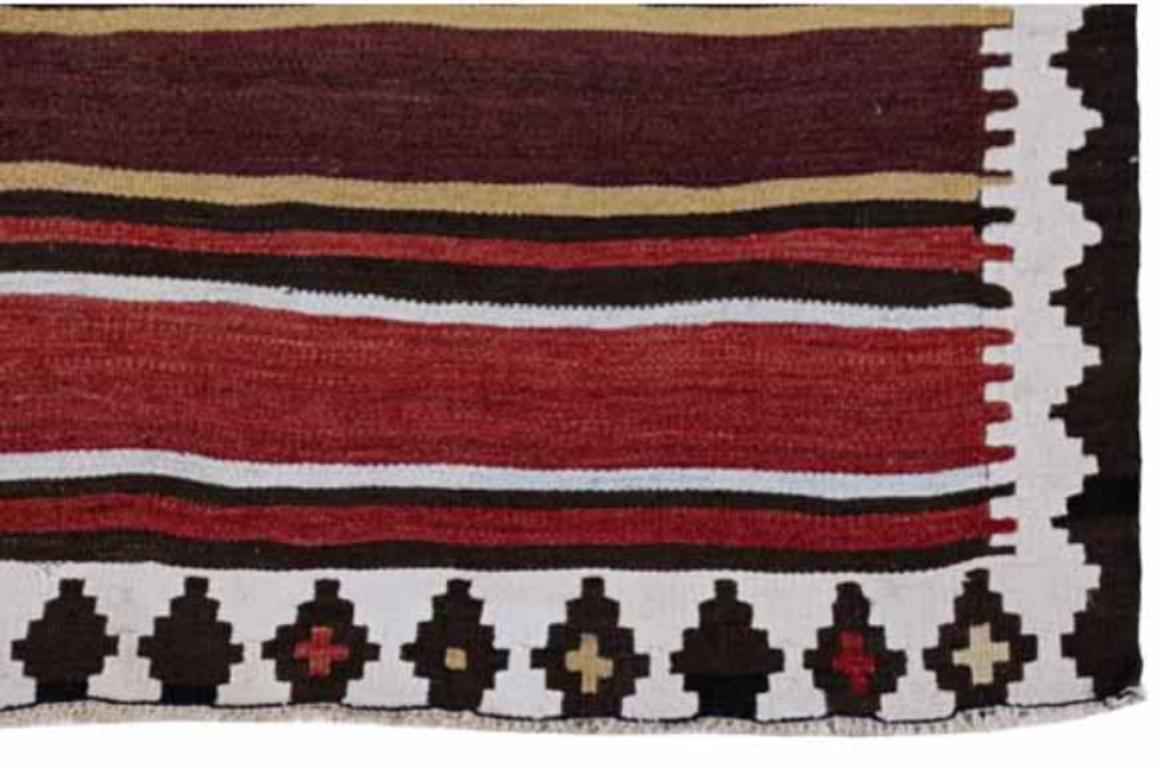Persische Kilim Small Rug CIRCA 1910 - Wolle Elfenbein Rot Gelb Design - 91552 (20. Jahrhundert) im Angebot