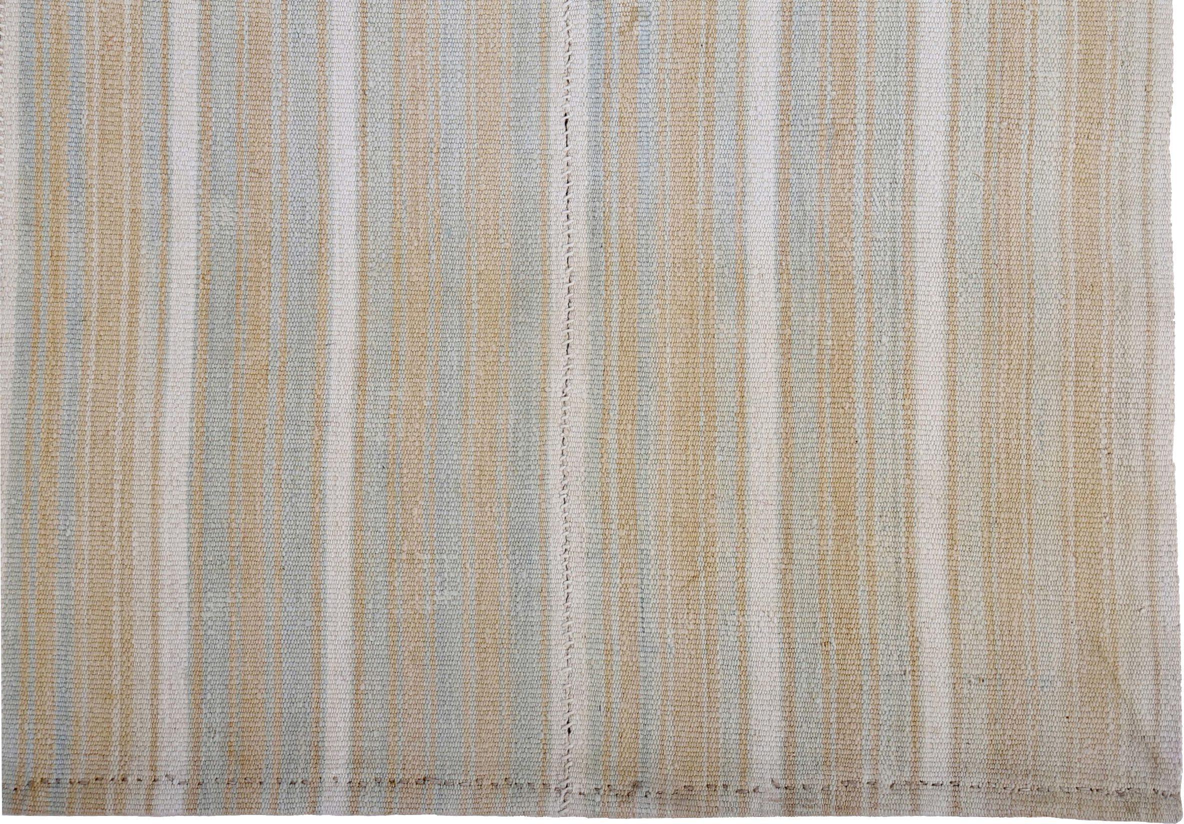 Asiatique Petit tapis persan Kilim vers 1910 - Laine ivoire taupe jaune motif jaune - 89296 en vente