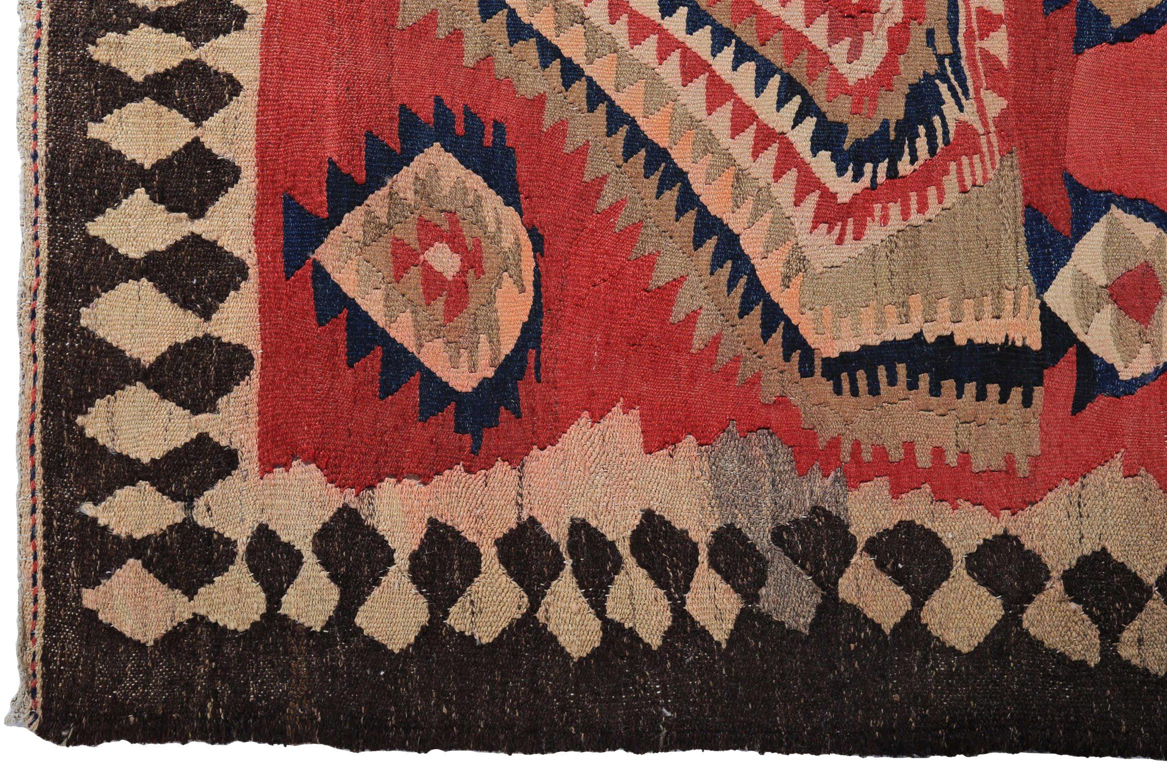 Persischer Kilim Kleiner Teppich CIRCA 1990 - Wolle Braun Elfenbein Rot Design - 89216 im Zustand „Hervorragend“ im Angebot in Dallas, TX