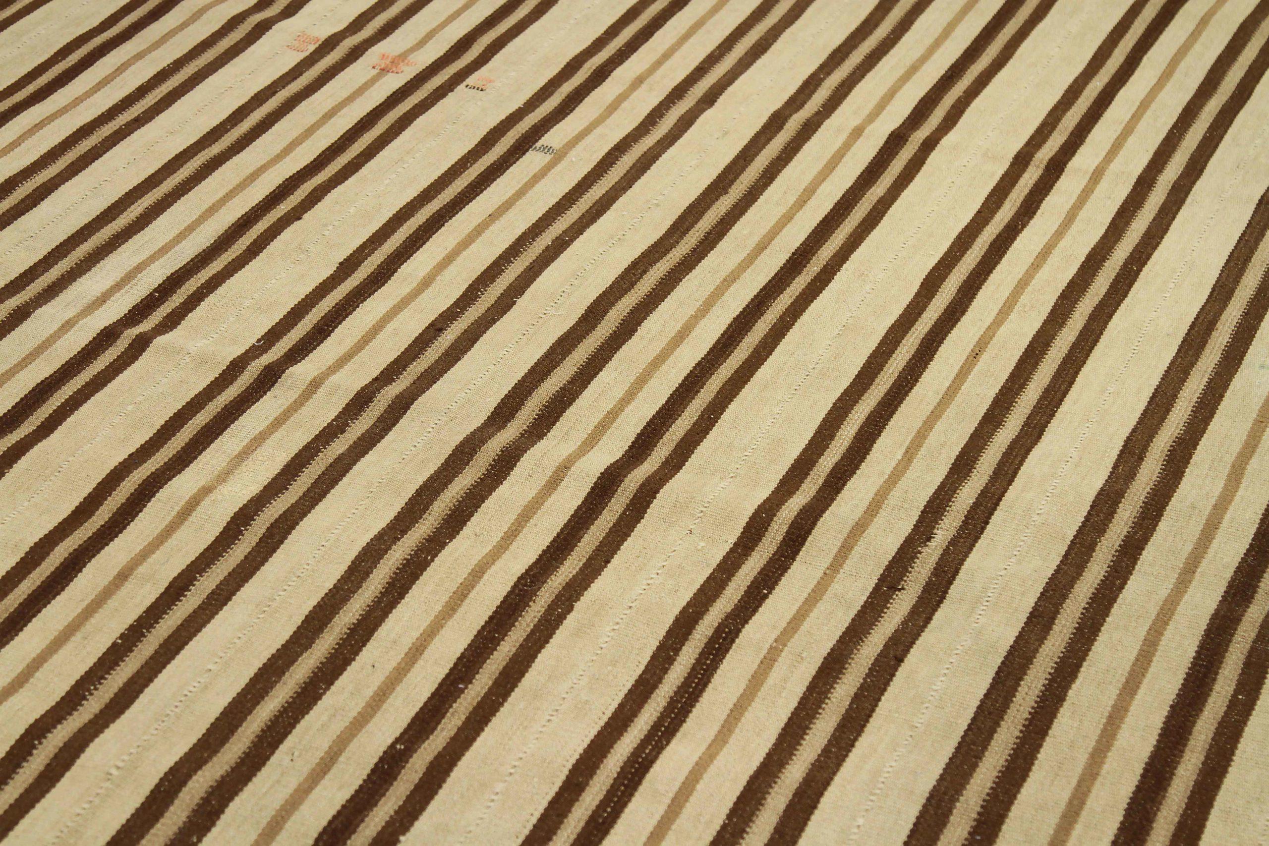 Persischer Kilim Small Teppich - Wolle Braun Elfenbein Design - 88416 (Irakisch) im Angebot