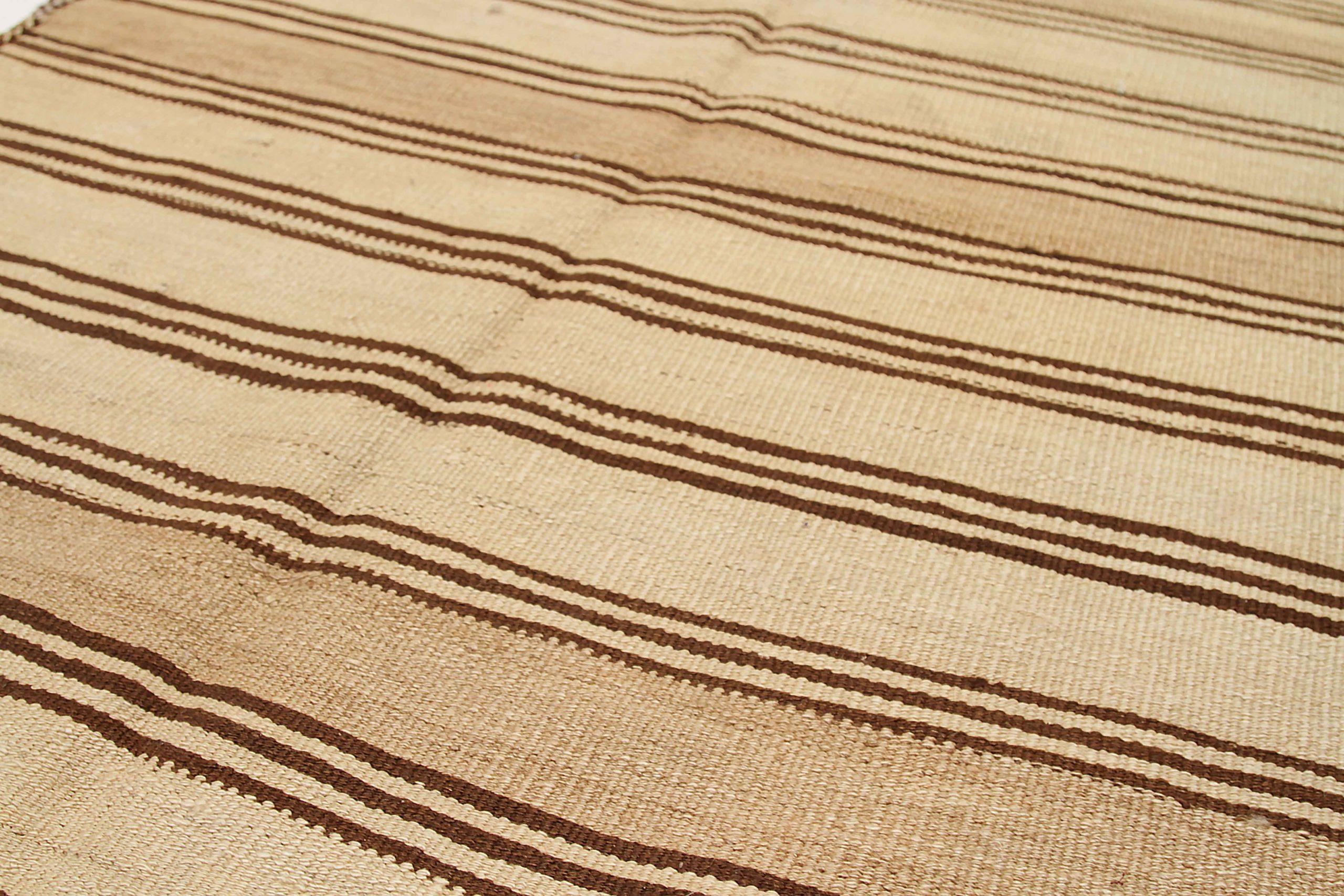 Persischer Kilim Small Teppich - Wolle Braun Elfenbein Design - 88418 (Irakisch) im Angebot
