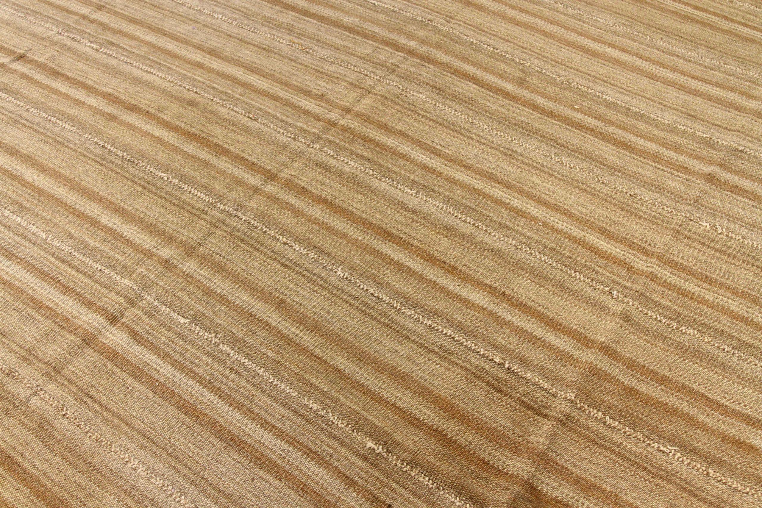 Persische Kilim Quadratische Teppiche Circa 1910 - Wolle Elfenbein Taupe Gelb 74154 (Asiatisch) im Angebot