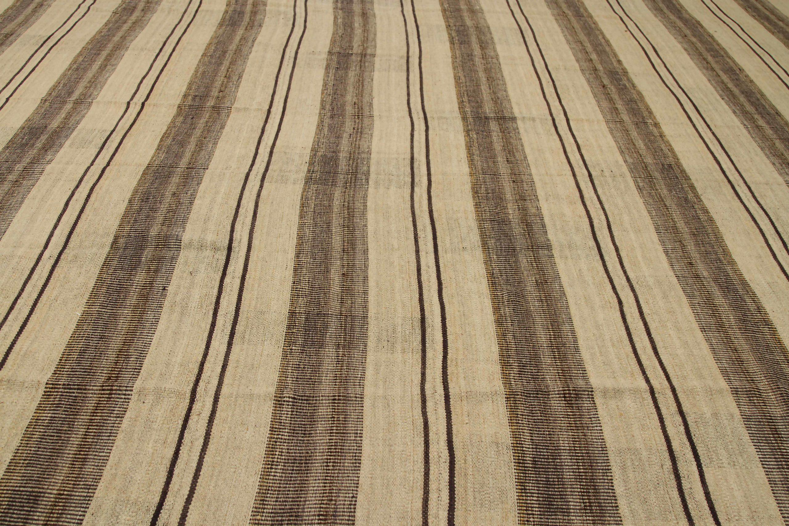 Irakien Rug & Kilim Kilim - Laine Brown Design/One - 88386 en vente