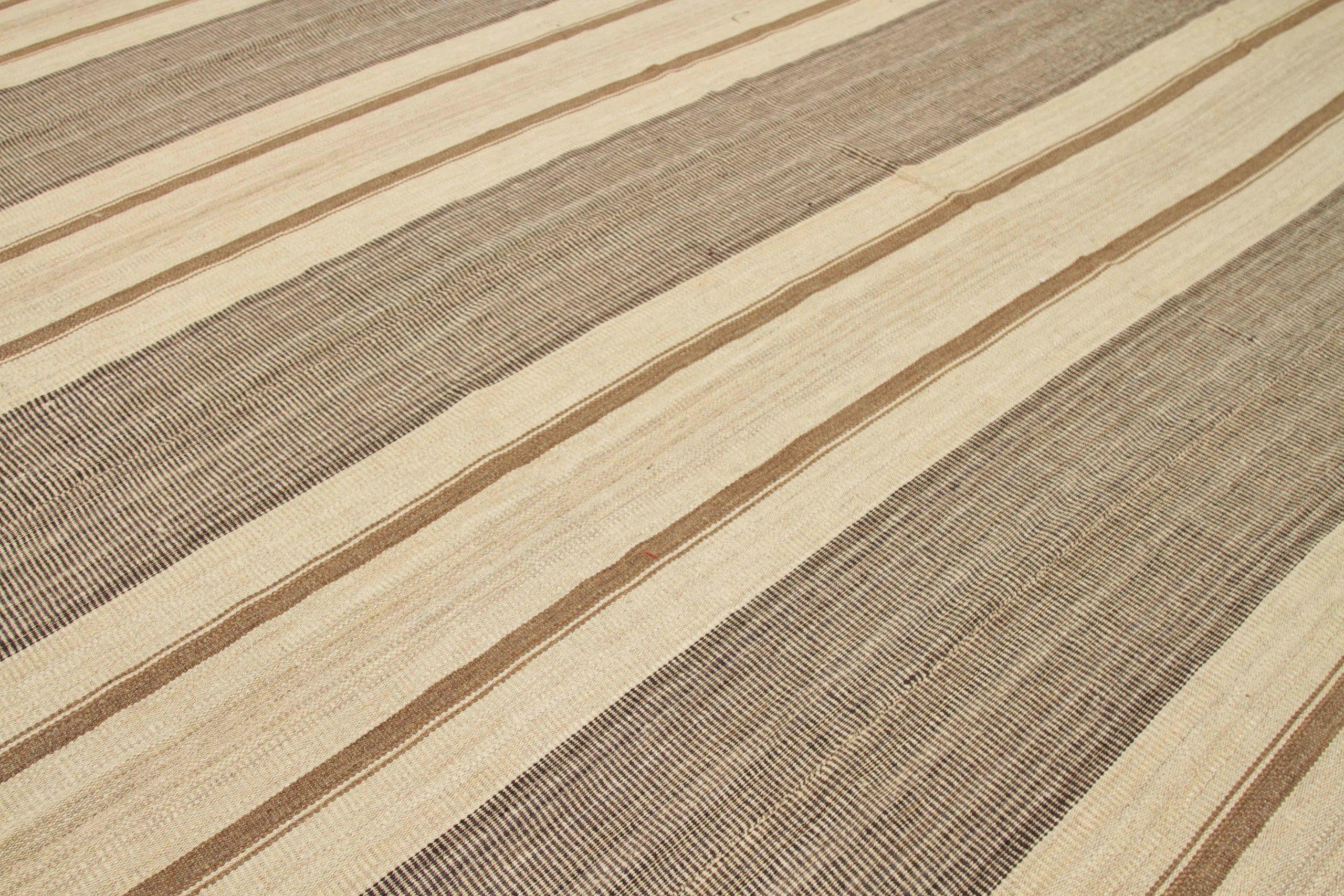 Irakien Rug & Kilim Kilim - Laine Brown Design/One - 88389 en vente