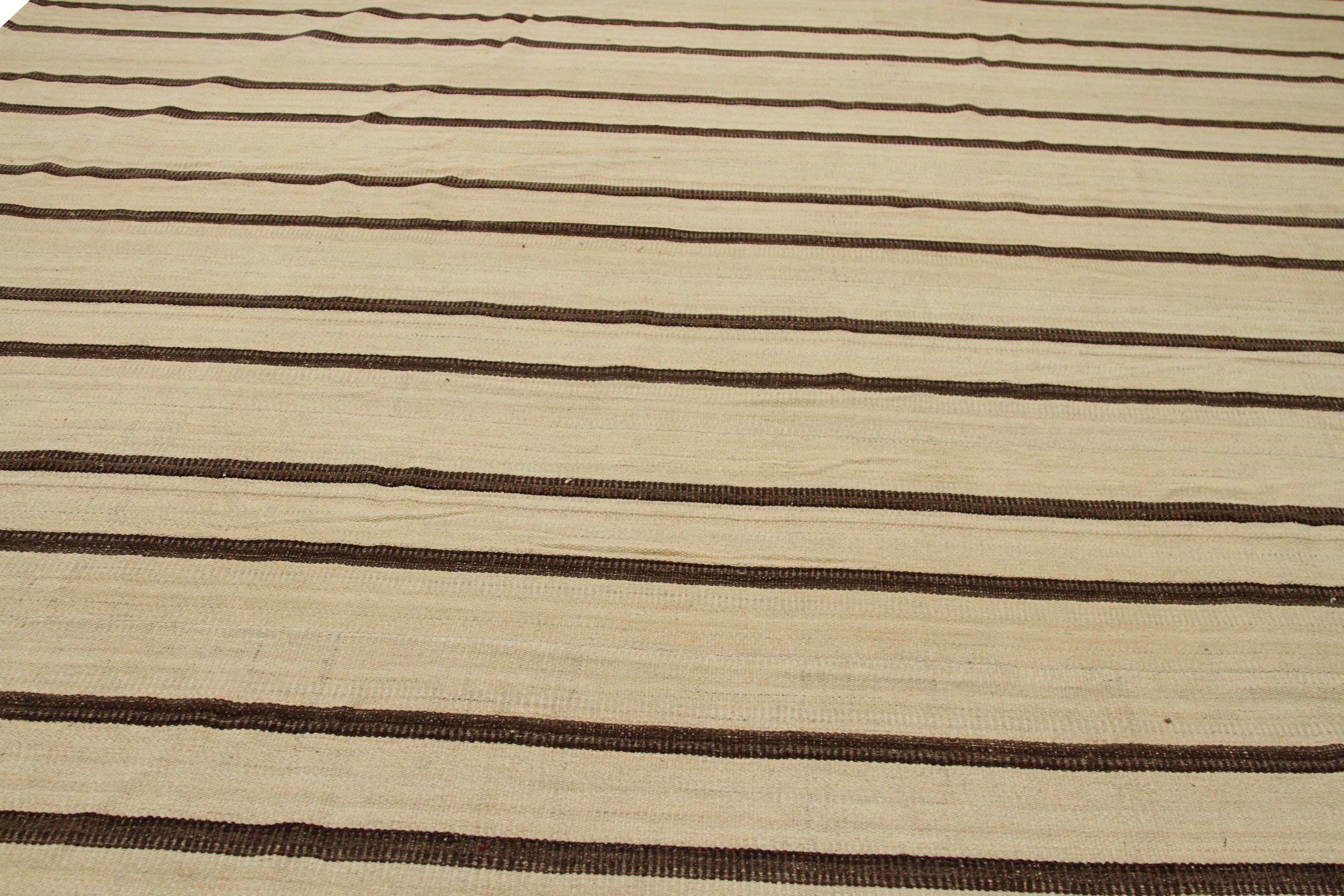 Persische Kilim Quadratische Teppiche - Wolle Braun Elfenbein Design - 88395 (Irakisch) im Angebot