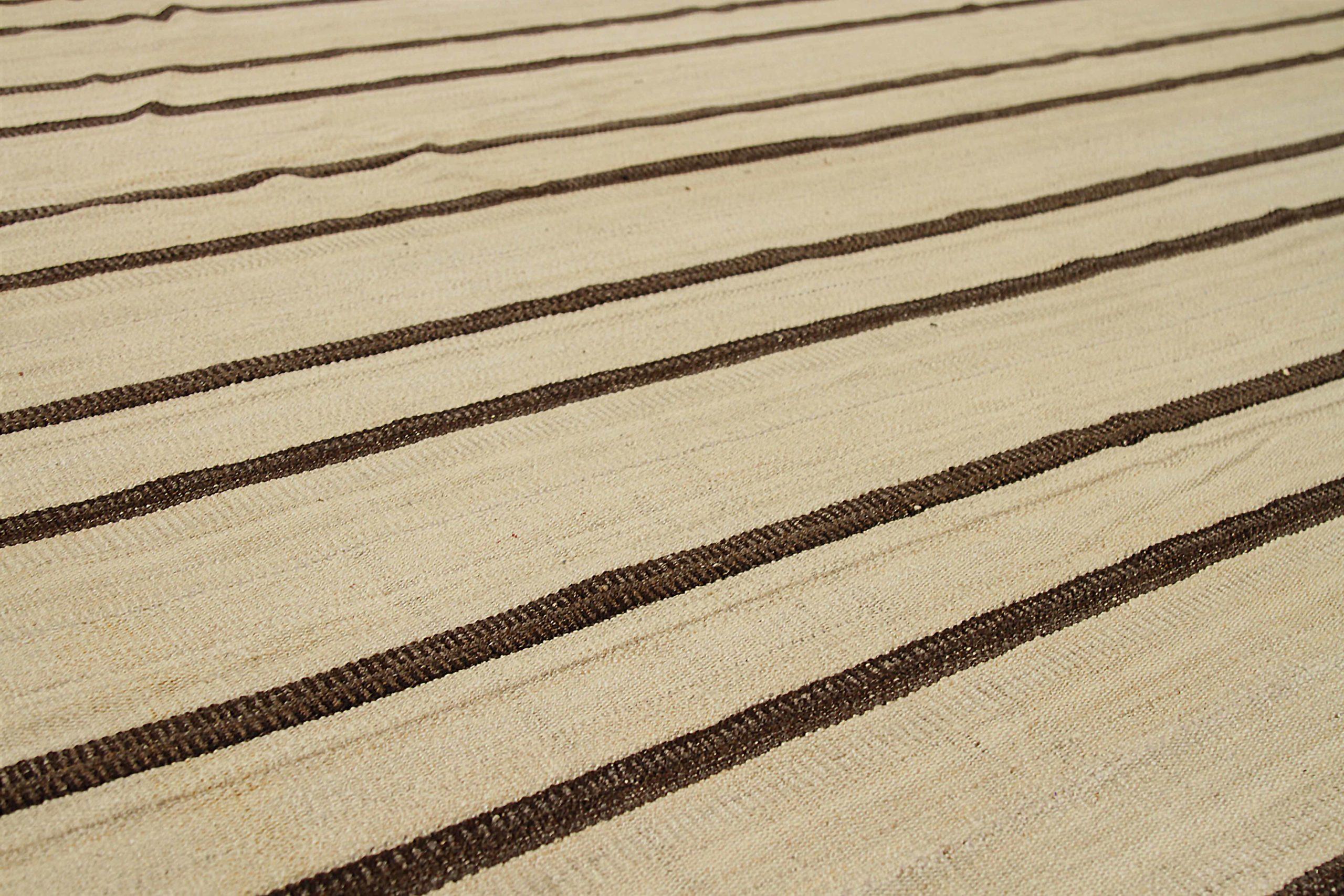 Persische Kilim Quadratische Teppiche - Wolle Braun Elfenbein Design - 88395 im Zustand „Hervorragend“ im Angebot in Dallas, TX
