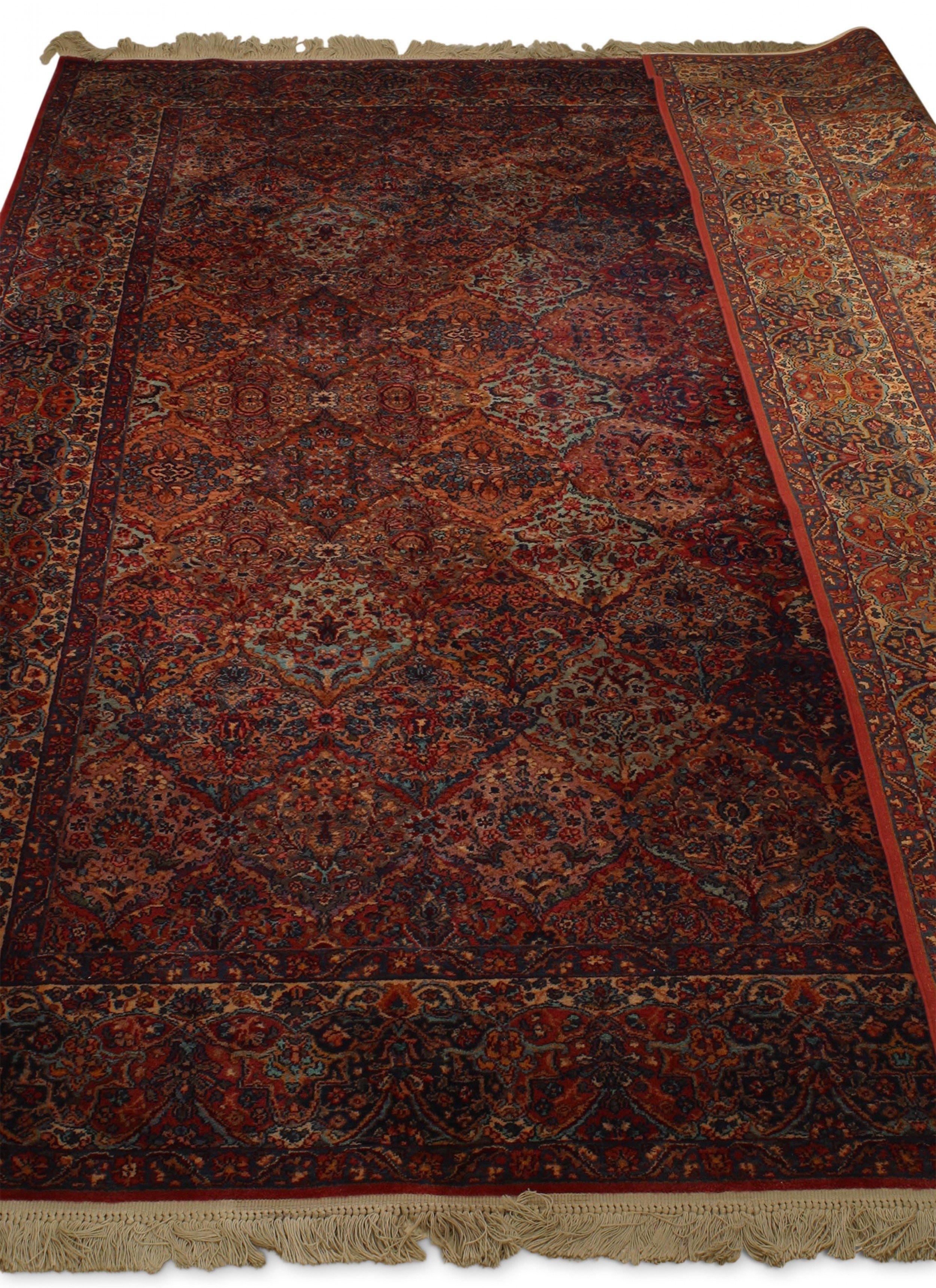 Persischer Kirman-Teppich aus roter und blauer Wolle im Zustand „Gut“ im Angebot in Queens, NY