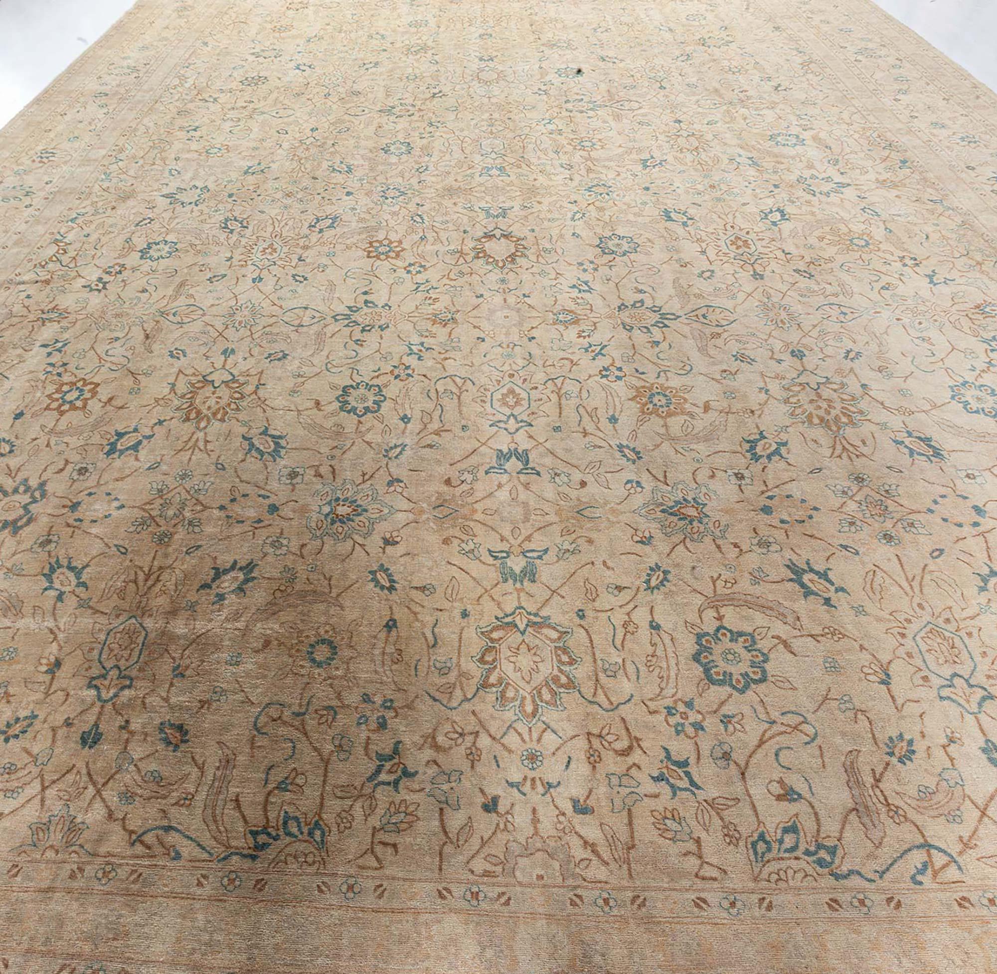Doris Leslie Blauer persischer Kirman-Teppich des frühen 20. Jahrhunderts (Wolle) im Angebot
