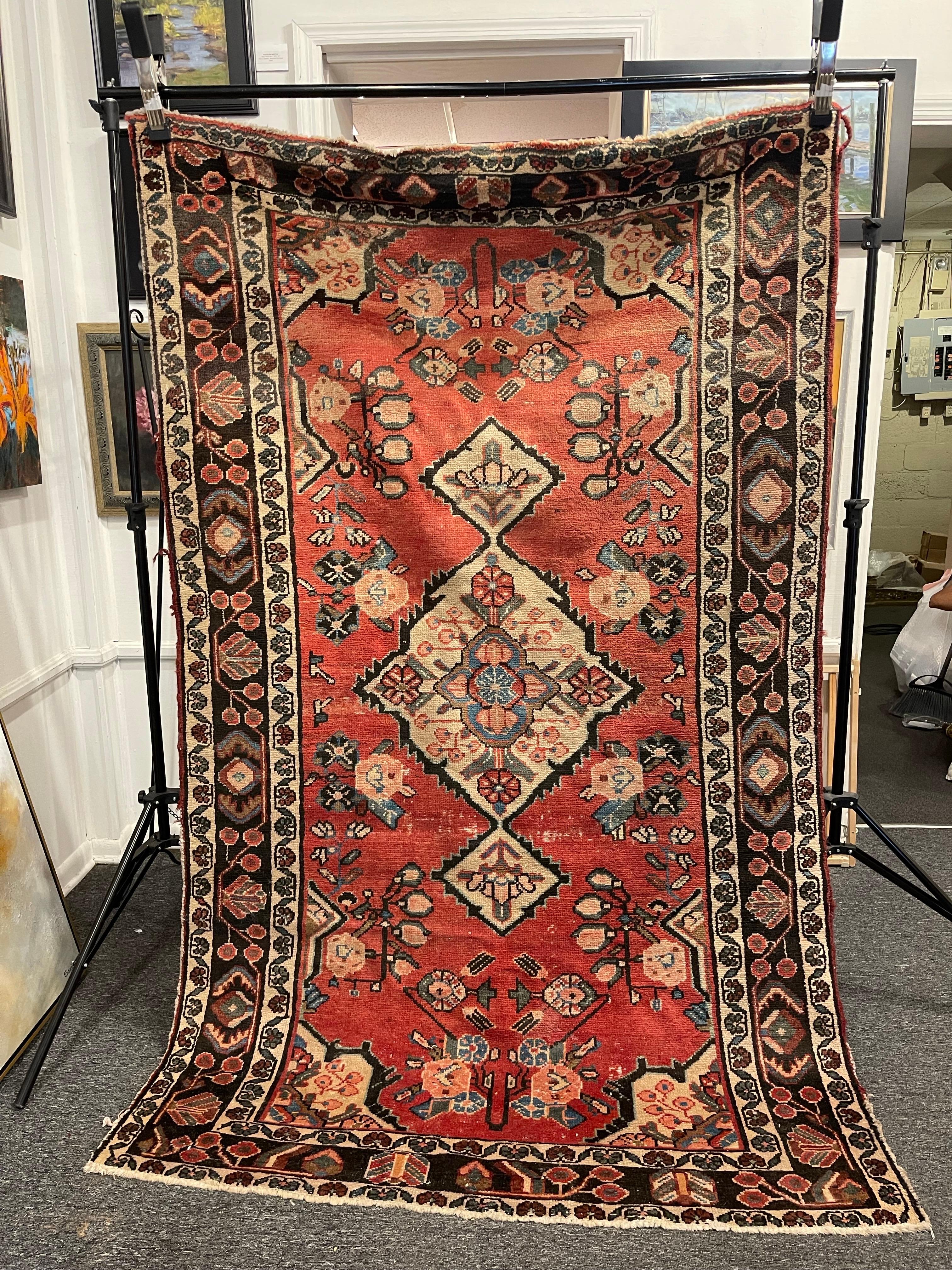 Persischer Kurd-Design-Teppich, frühes 20. Jahrhundert im Zustand „Gut“ im Angebot in Savannah, GA