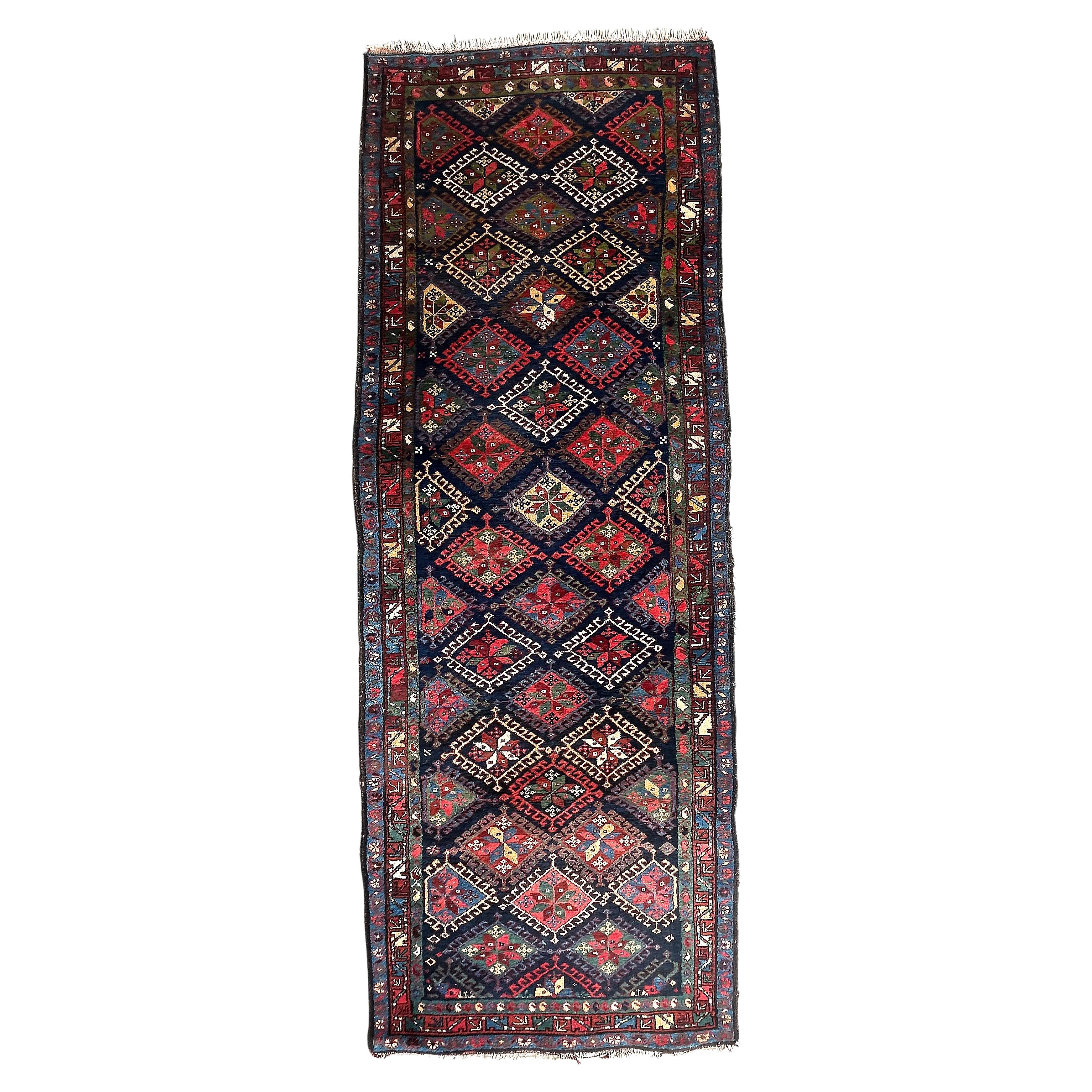 Persisch (Kurdisch) Semi-Antik Handgewebter Läufer 12
3" x 3"8"