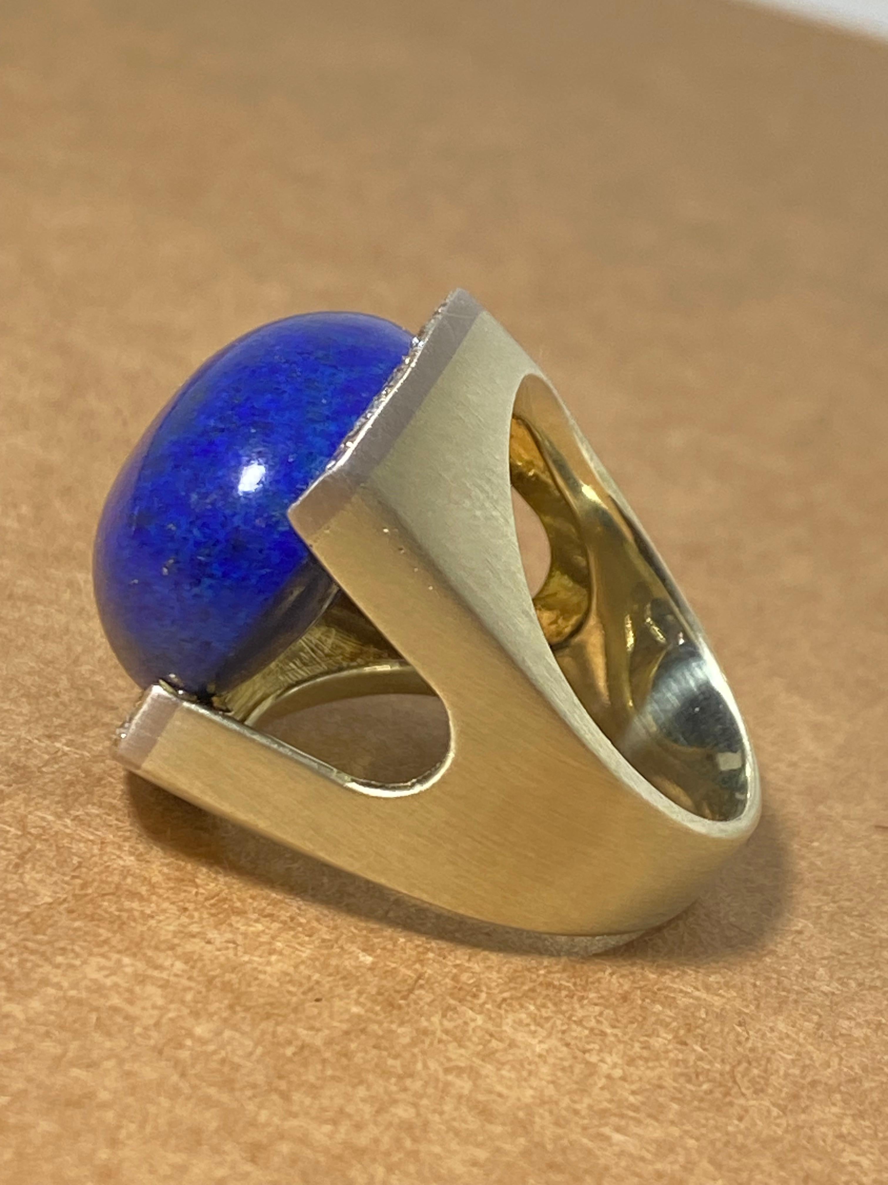 Persian Lapis Lazuli of 30.00 Ct & 1.00ct Diamond 18k Yellow Gold Cocktail Ring 2