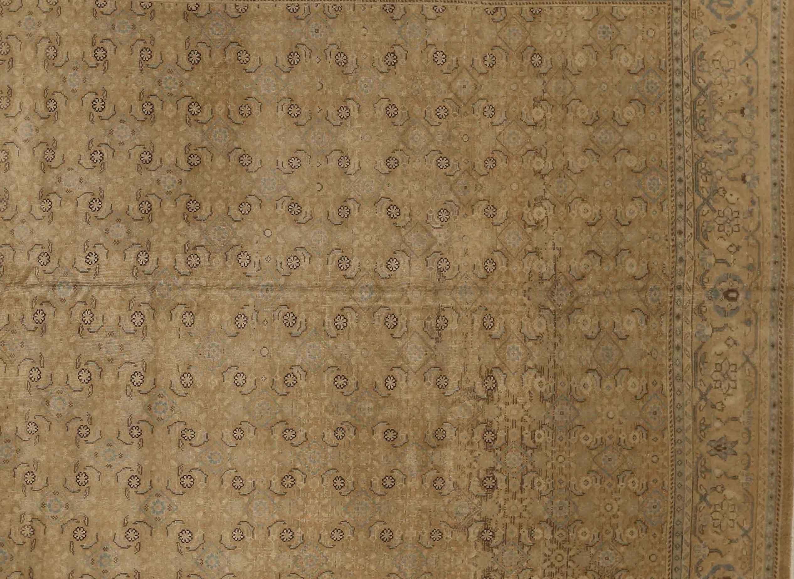 Asian Persian Mahal Area Rug (Round) - Wool Brown Taupe 73624 For Sale