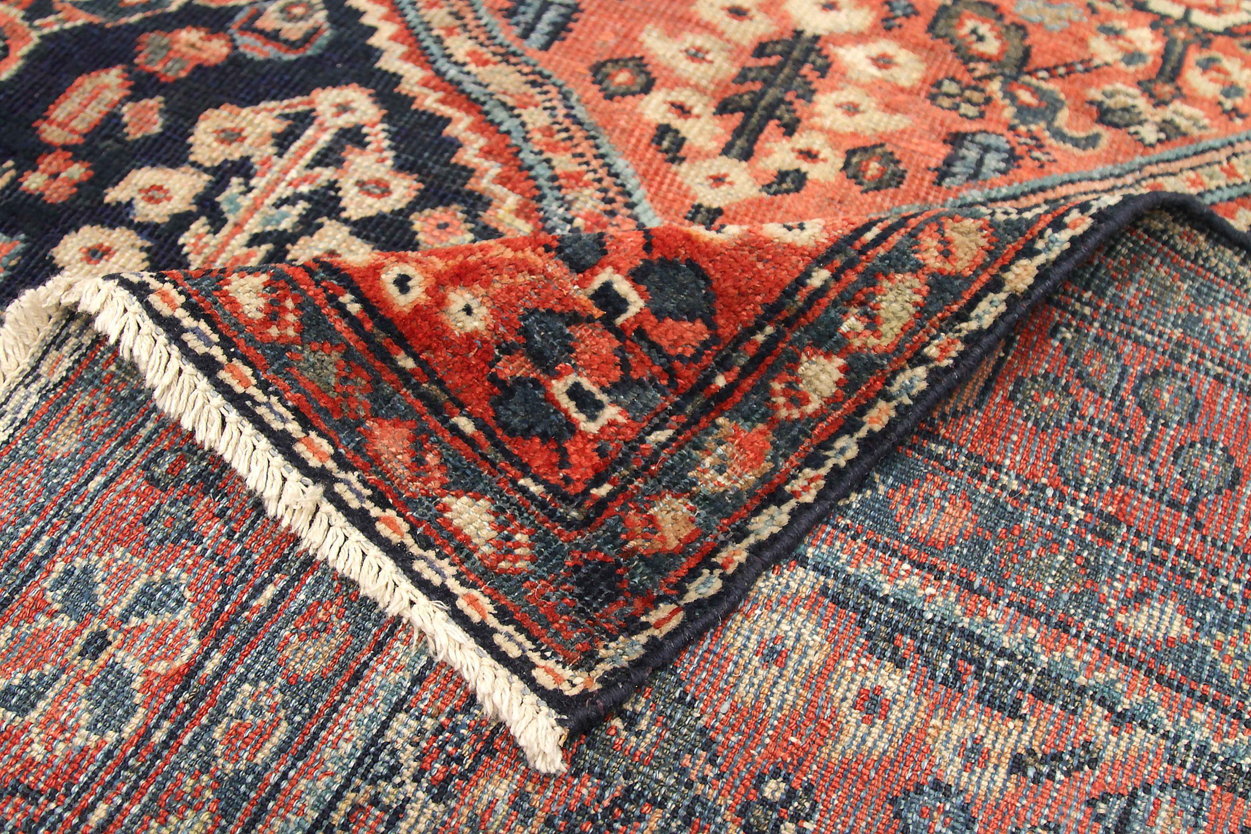 Persian Mahal Area Rugs - 11087 In Excellent Condition For Sale In Dallas, TX