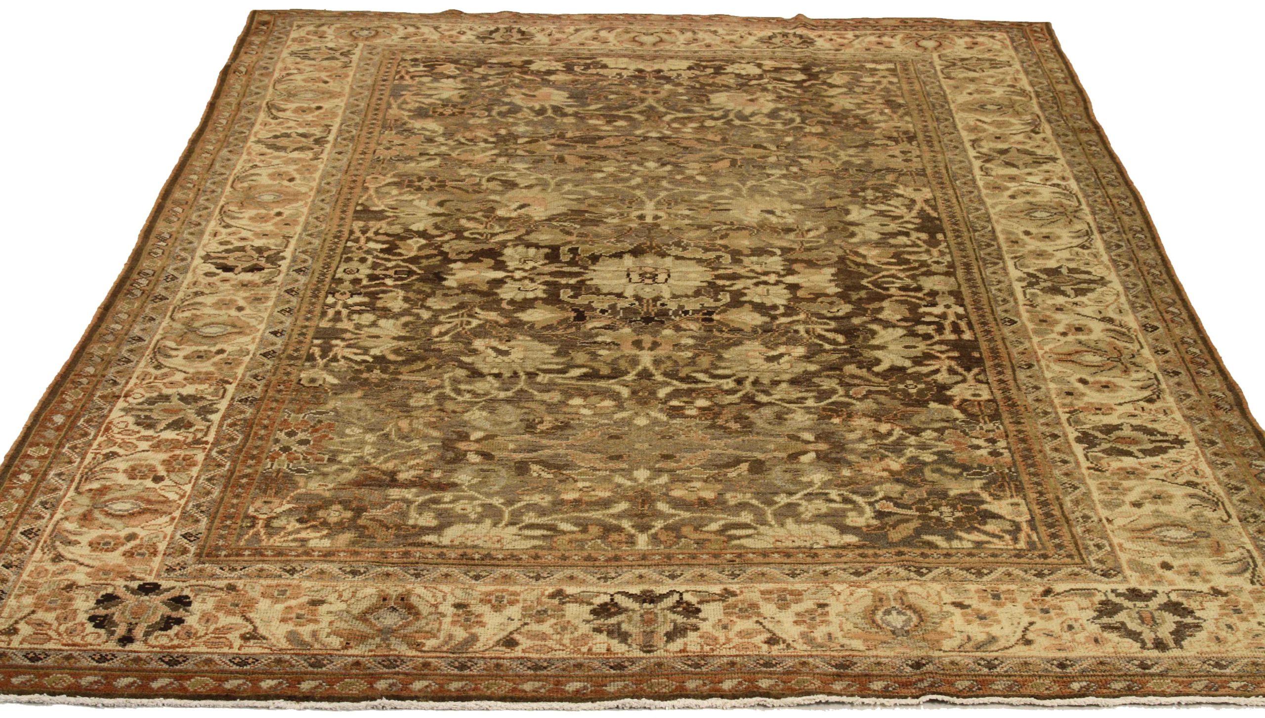 Descubre la elegancia de las alfombras persas Mahal. Diseñado con meticulosa atención al detalle, este diseño exclusivo es perfecto para realzar tu espacio.