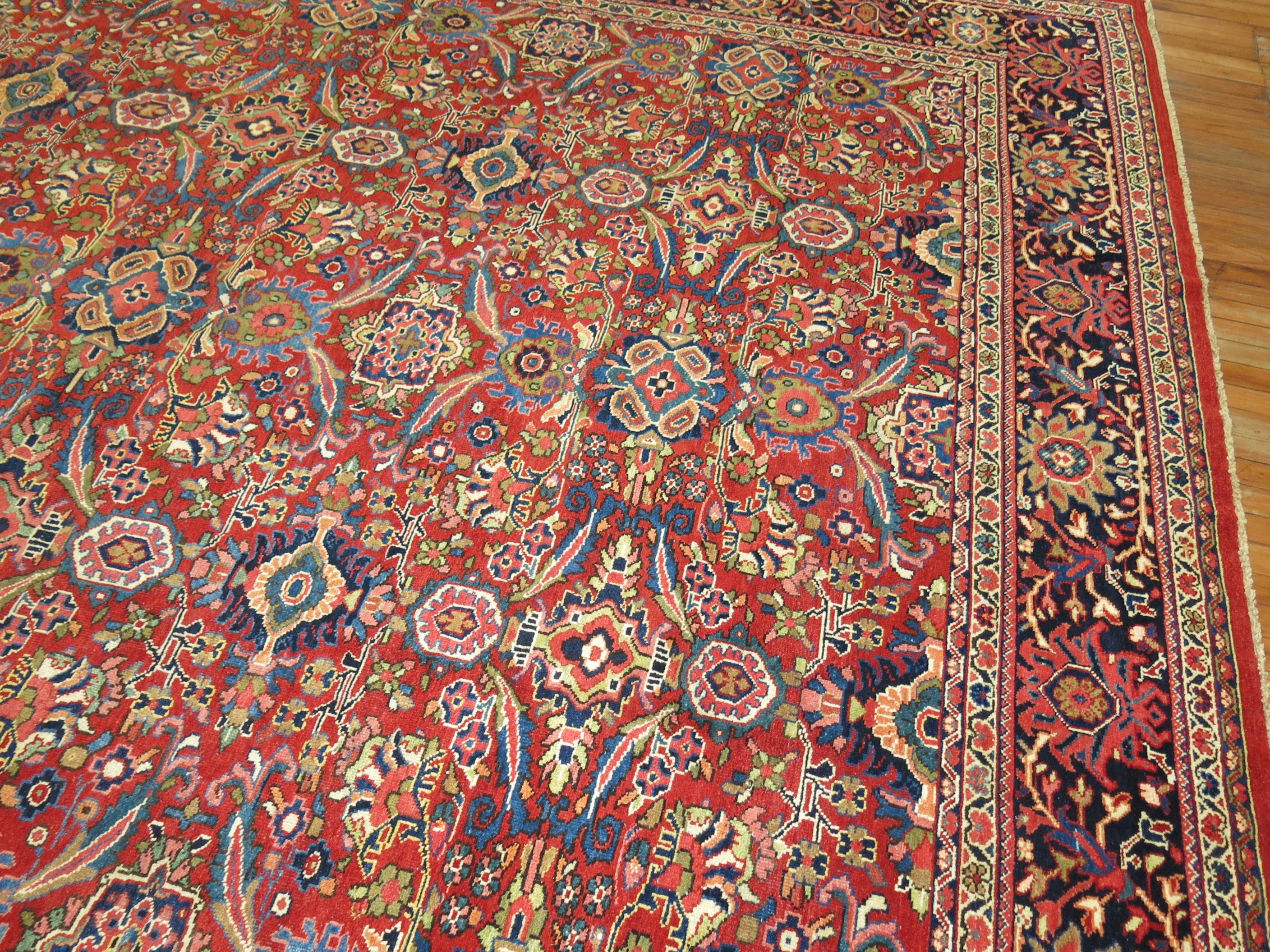 Persian Mahal Carpet In Excellent Condition For Sale In New York, NY