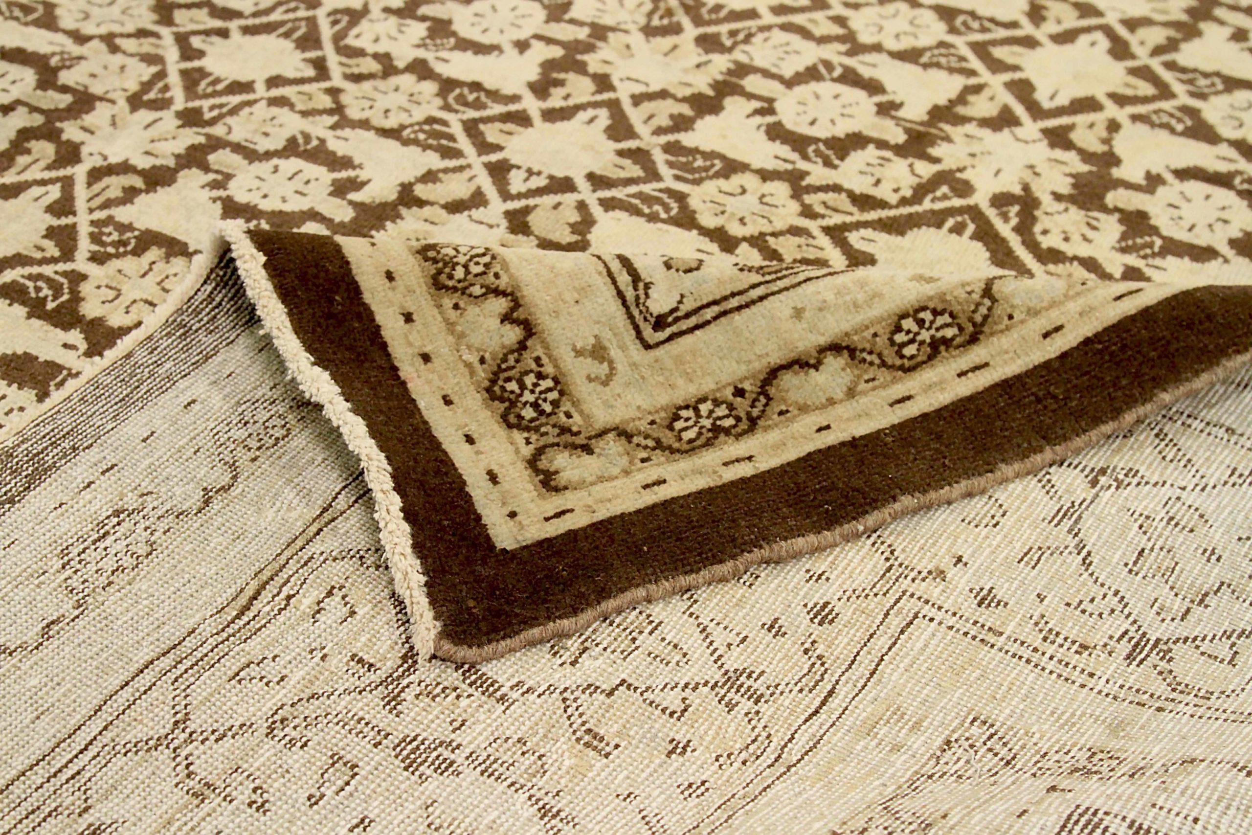 Persian Mahal Over Size Rug - Wool Brown Ivory 73535 In Excellent Condition For Sale In Dallas, TX