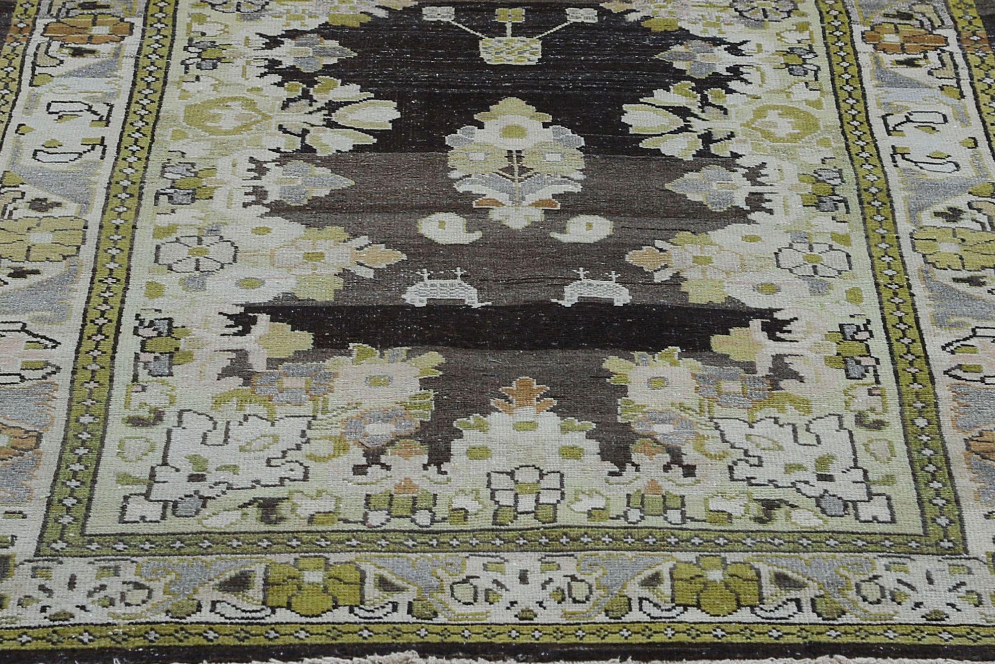 Persian Mahal Runner Rug - Wool Brown Green Ivory Design - 97122 In condizioni ottime in vendita a Dallas, TX