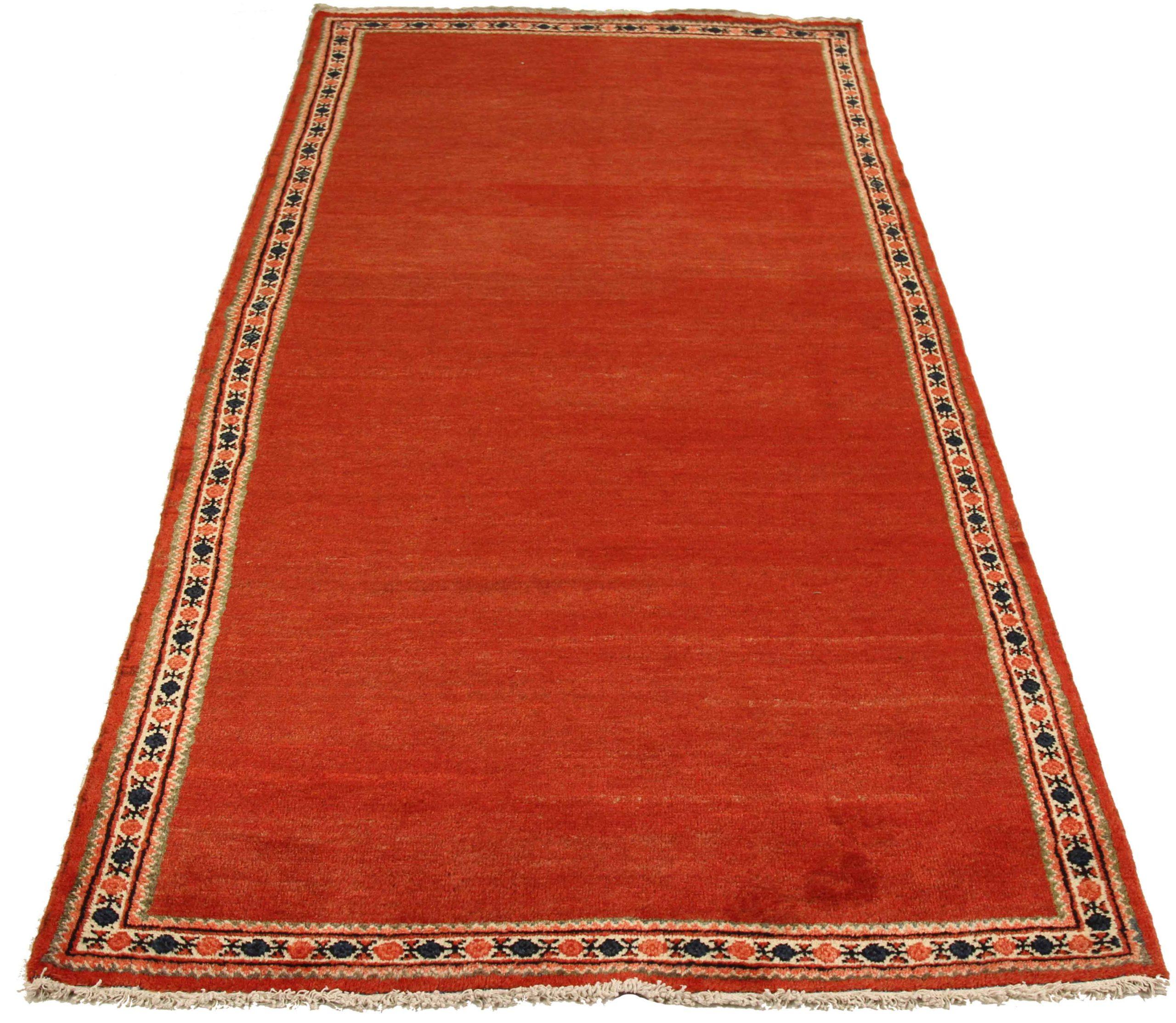 Entdecken Sie die Eleganz des persischen Mahal mit dem kleinen Teppich CIRCA 1880. Dieses exklusive Design aus Wolle und Elfenbeinrot ist perfekt, um Ihren Raum zu verschönern.