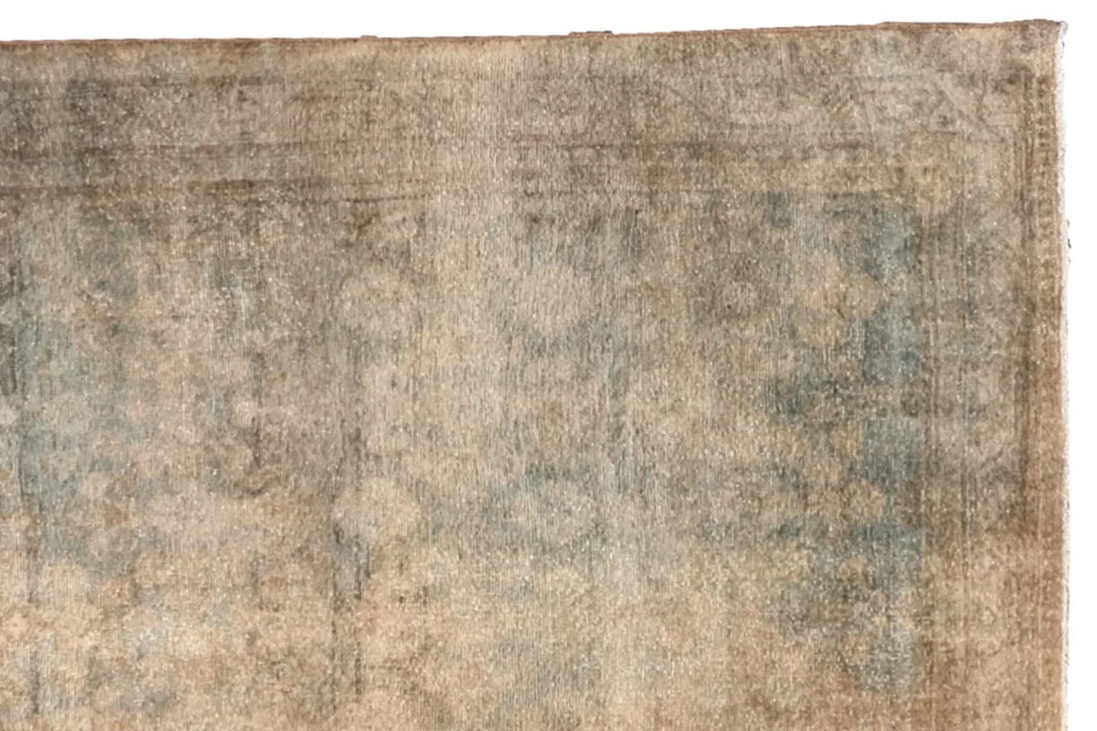Wool Persian Area Rugs - Malayer Design - Ivory & Green For Sale