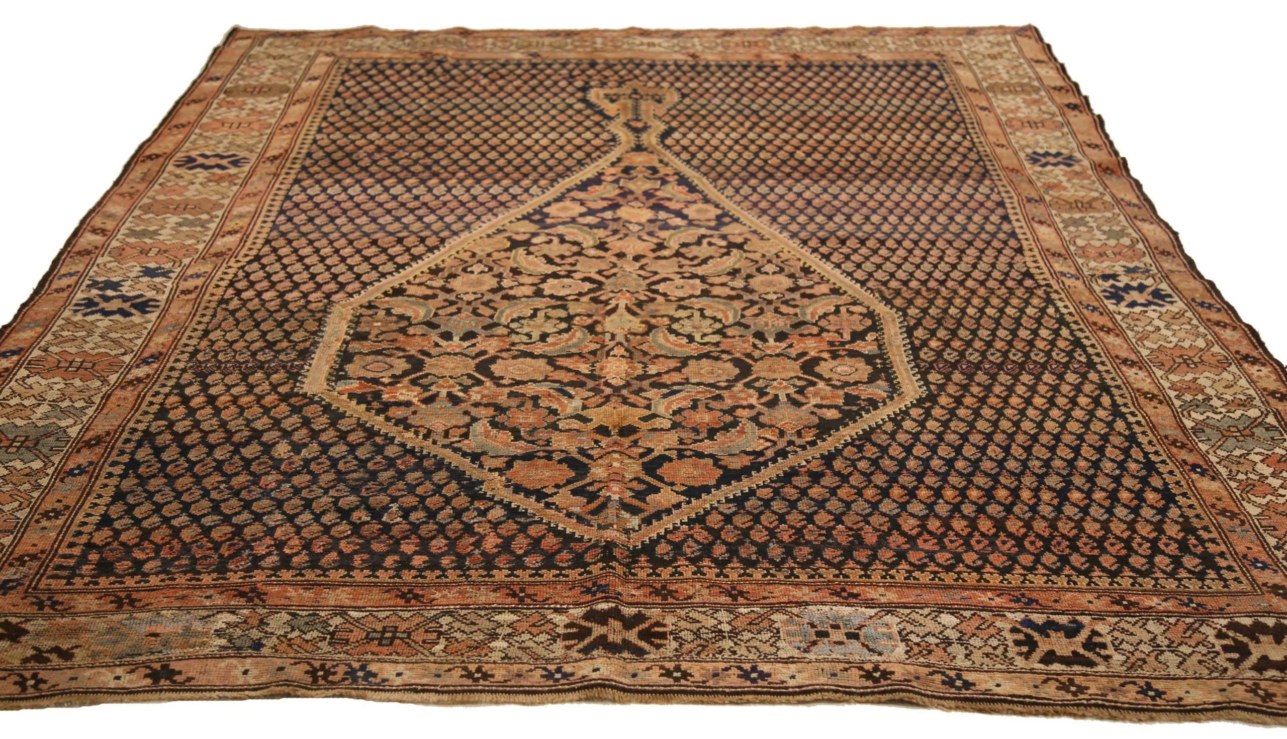 Scopri l'eleganza dei Malayer persiani con i tappeti d'area CIRCA 1880. Progettato con una meticolosa attenzione ai dettagli, questo design esclusivo è perfetto per valorizzare il tuo spazio.