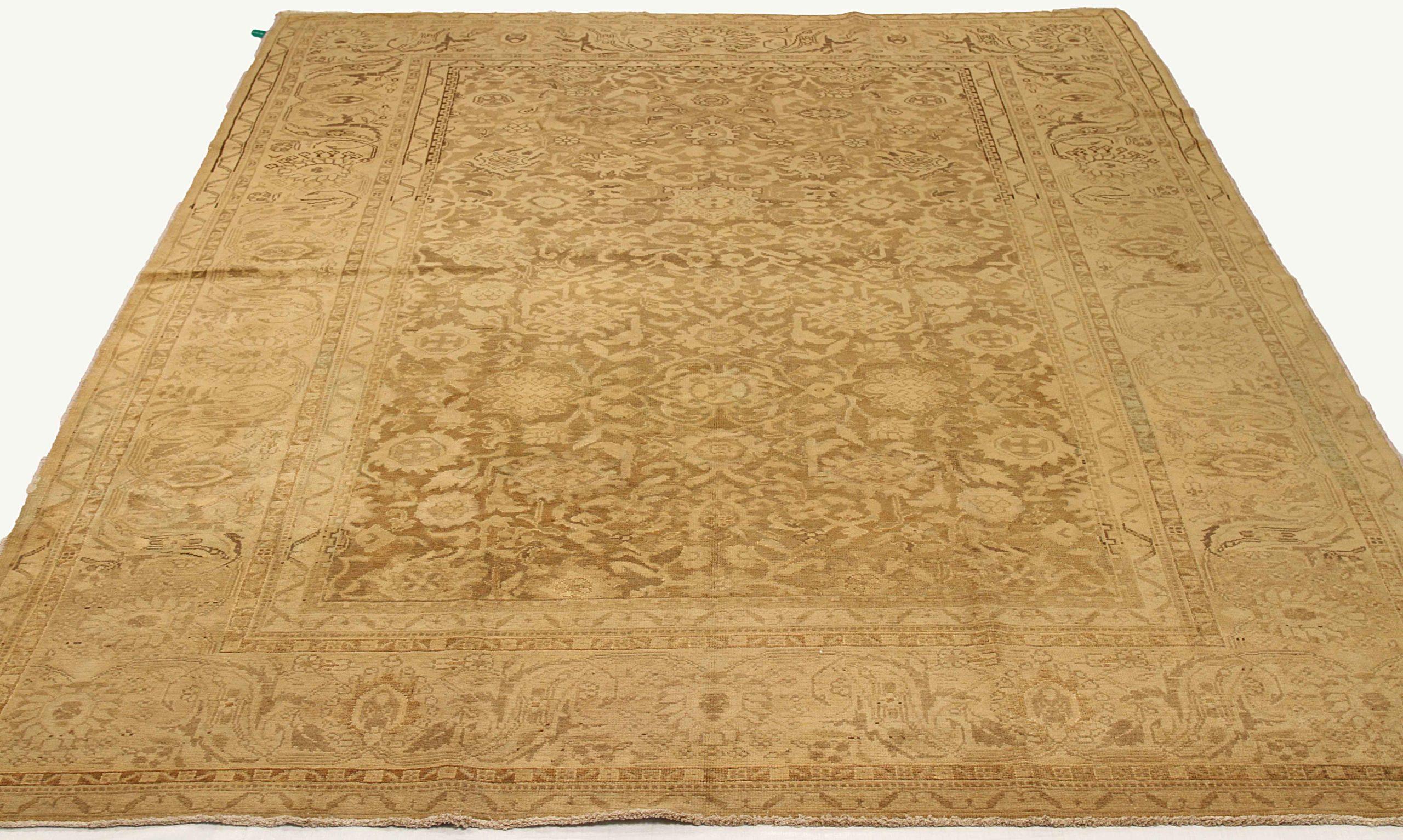 Scopri l'eleganza dei Malayer persiani con i tappeti d'area CIRCA 1880. Progettato con una meticolosa attenzione ai dettagli, questo design esclusivo è perfetto per valorizzare il tuo spazio.