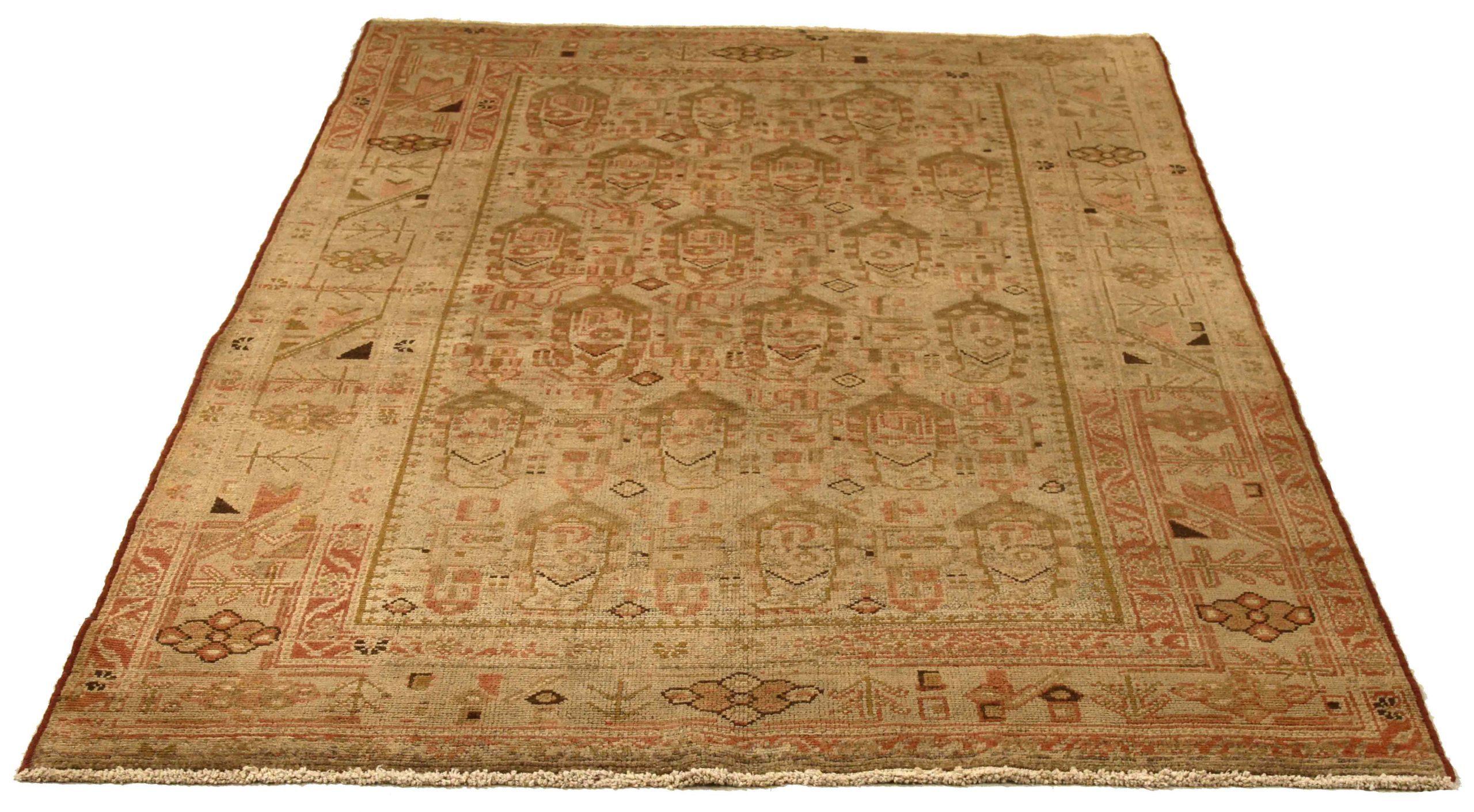 Scopri l'eleganza dei Malayer persiani con i tappeti d'area CIRCA 1880. Progettato con una meticolosa attenzione ai dettagli, questo design esclusivo è perfetto per valorizzare il tuo spazio.