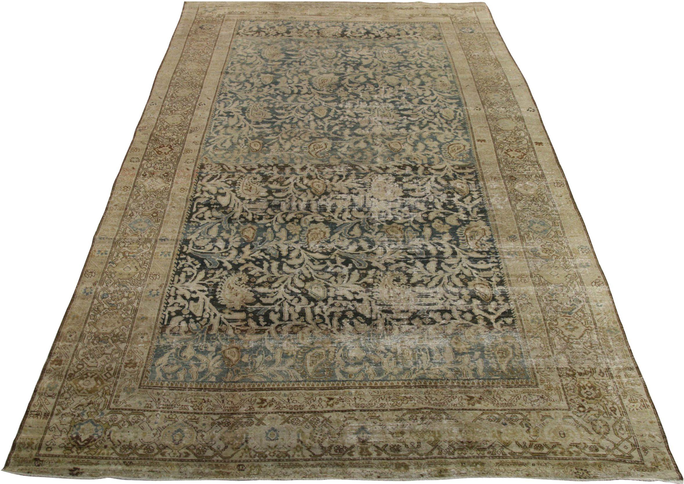 Entdecken Sie die Eleganz des persischen Malayers mit seinen um 1880 gefertigten Teppichen. Dieses exklusive Design aus Wolle und Braun-Elfenbein ist perfekt, um Ihren Raum zu verschönern.