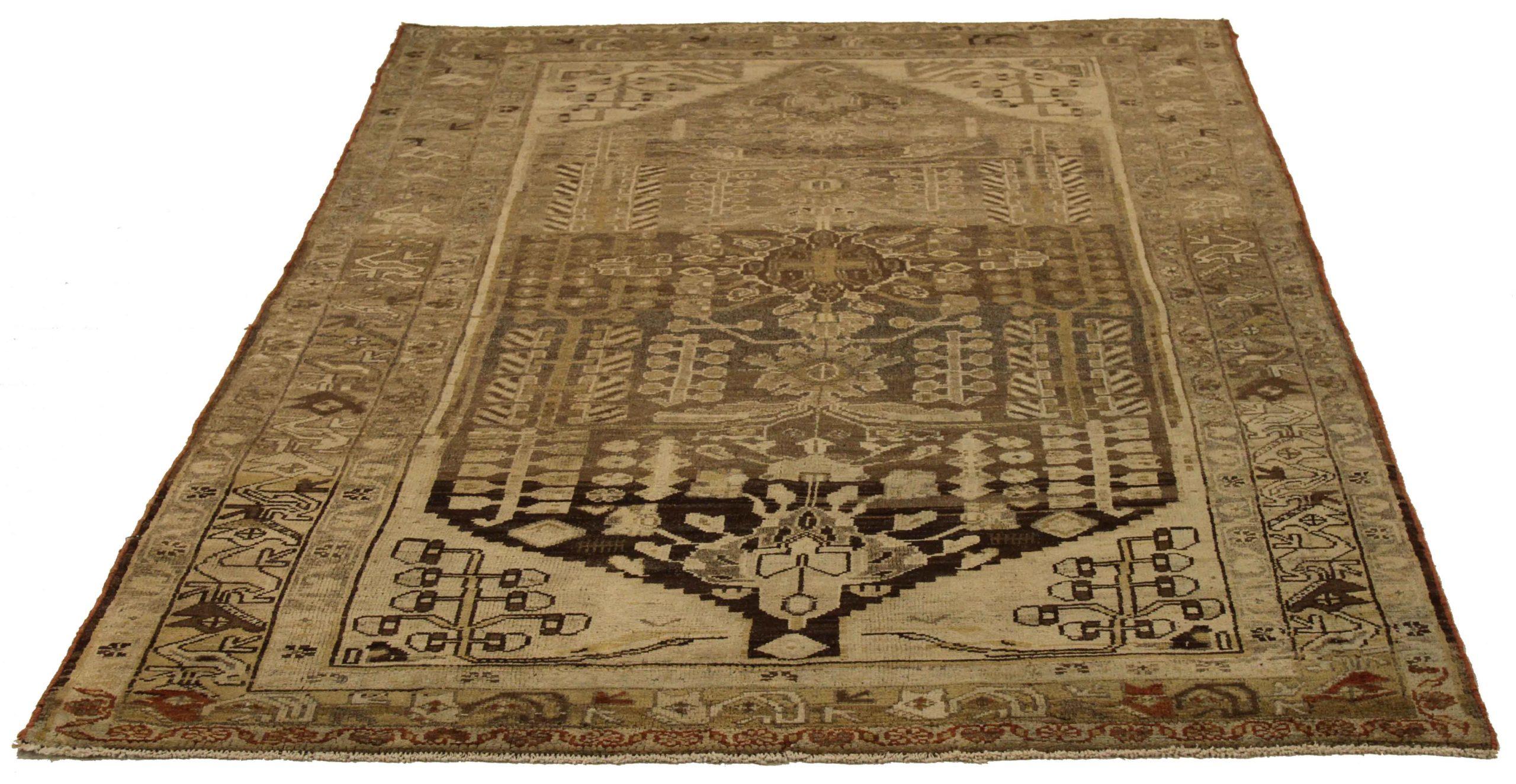 Discover the elegance of Persian Malayer featuring Area Rugs. Designed with meticulous attention to detail, this exclusive design is perfect for enhancing your space.