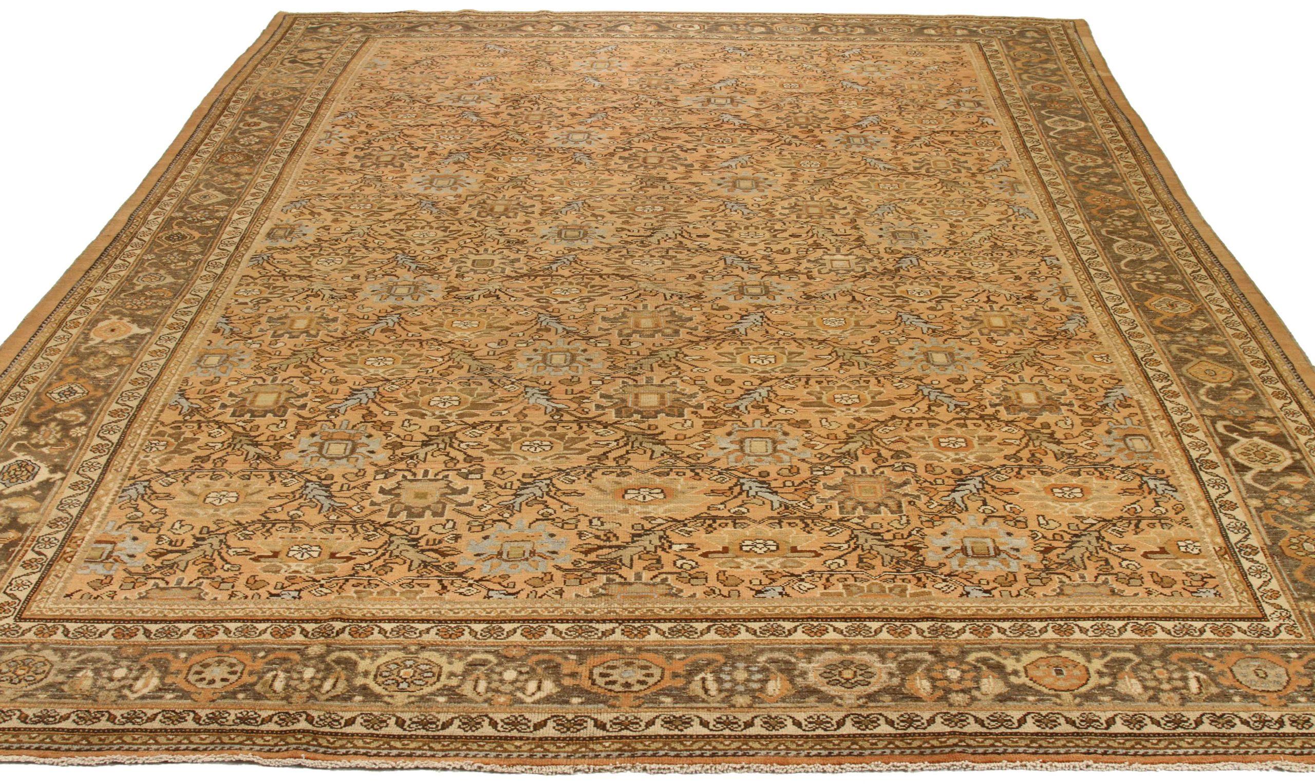 Scopri l'eleganza dei tappeti persiani Malayer. Progettato con una meticolosa attenzione ai dettagli, questo design esclusivo è perfetto per valorizzare il tuo spazio.