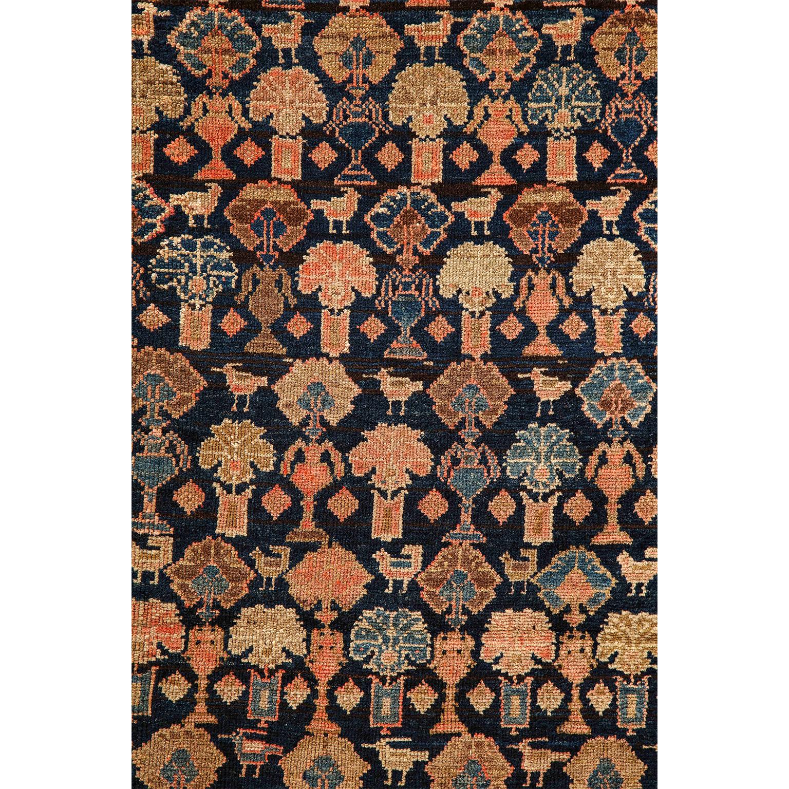 Antique 1900s Persian Malayer Rug, Flower Motifs, 5' x 7' In Good Condition For Sale In New York, NY