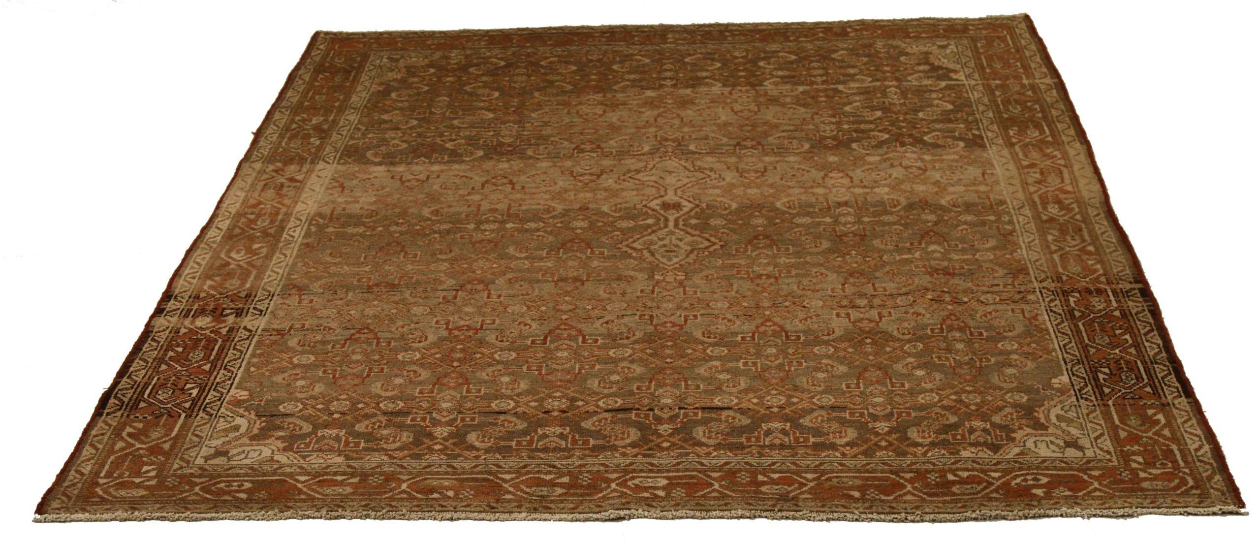 Entdecken Sie die Eleganz des persischen Malayers, der sich durch wunderschöne Handwerkskunst auszeichnet. Dieses exklusive Design, das mit viel Liebe zum Detail entworfen wurde, ist perfekt, um Ihren Raum zu verschönern.