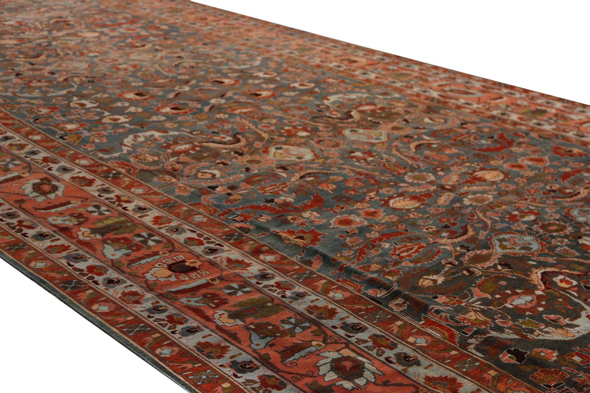 Entdecken Sie die Eleganz des persischen Malayers mit dem Over-Size-Teppich von CIRCA 1910. Dieses exklusive Design aus Wolle und BlueOrange ist perfekt, um Ihren Raum zu verschönern.