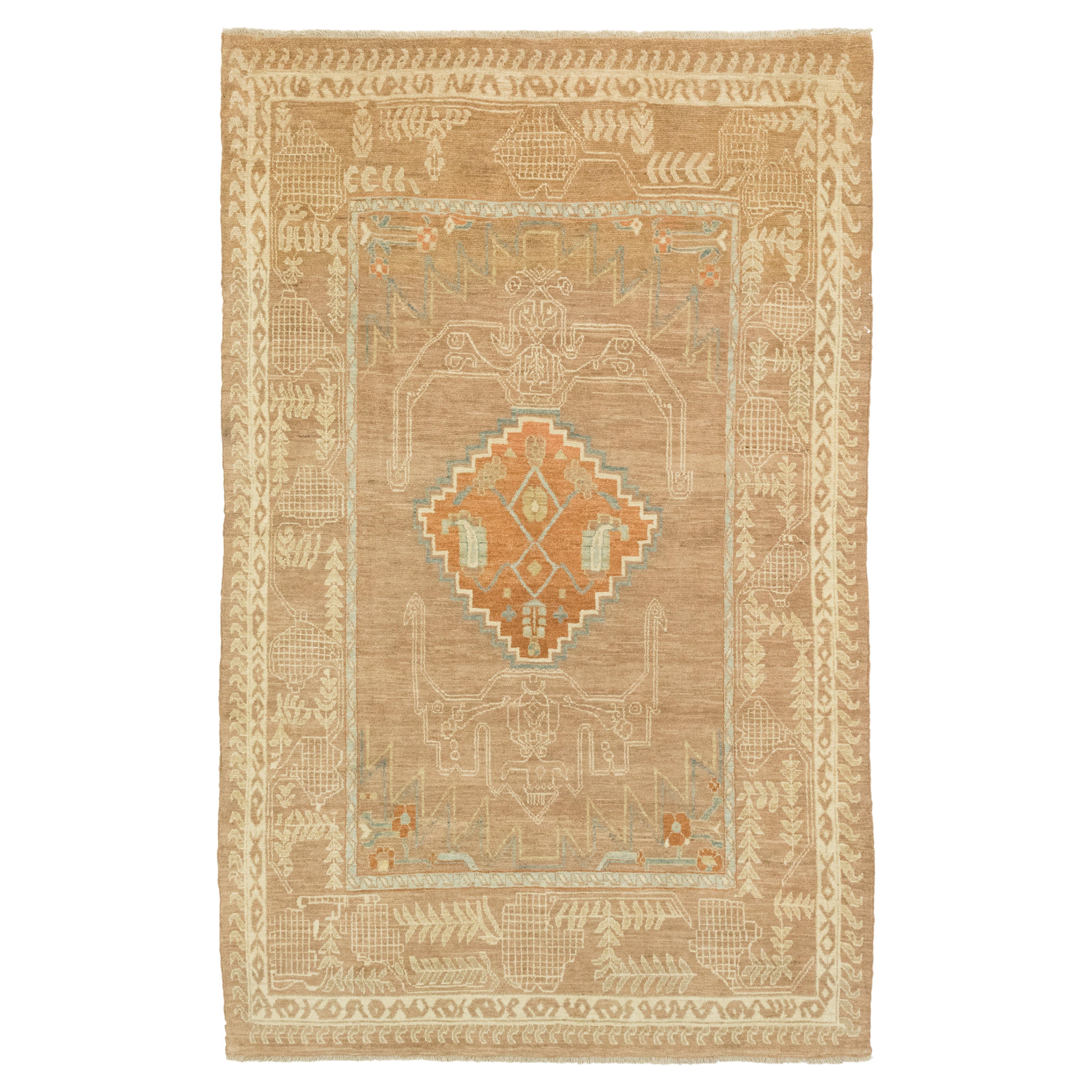 Tapis persan Malayer, noué à la main, 10x6.3 ft - Beige, Terracott 
Pale Blue en vente