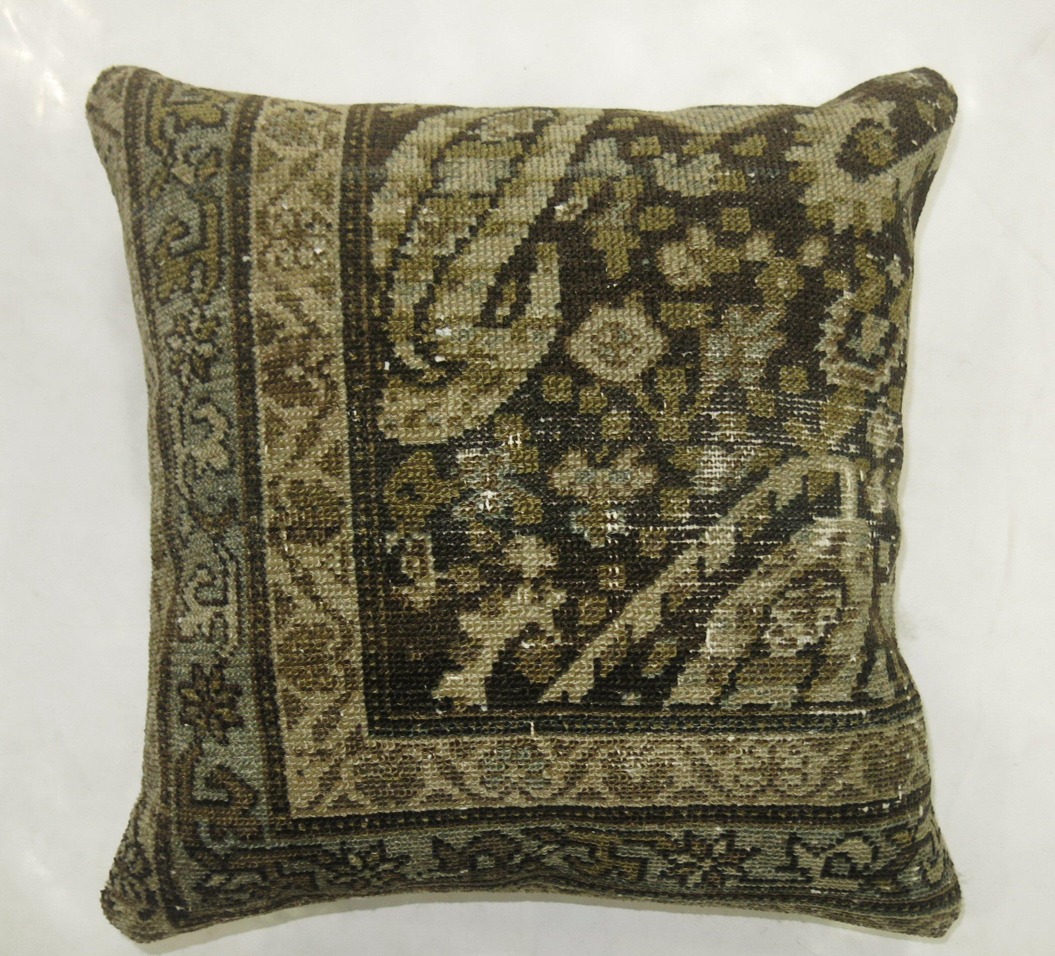 Pillow made from a vintage Persian Malayer rug.

Measures: 16'' x 16''.
