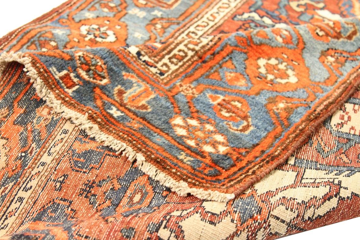Persian Malayer Runner Rug - Wool Blue Ivory Red 71769 In Excellent Condition For Sale In Dallas, TX