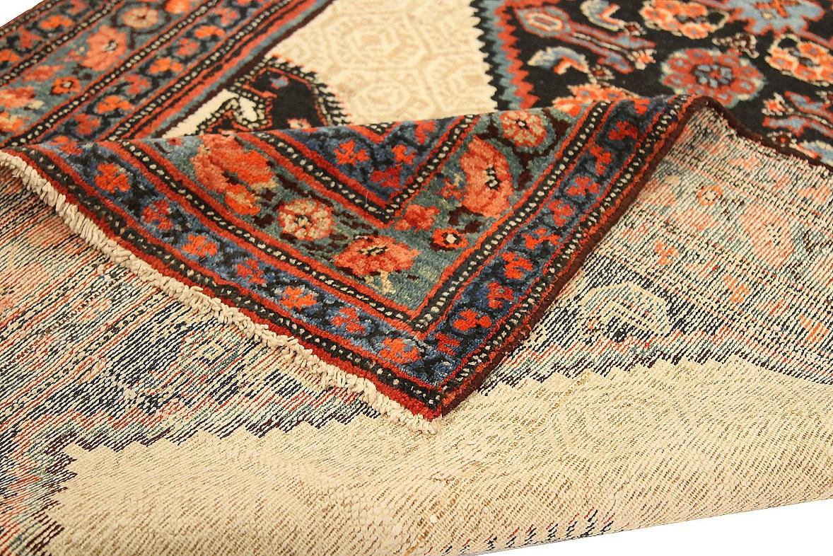 Persian Malayer Runner Rug Circa 1910 - Wool Ivory Navy Blue Red 71226 In Excellent Condition For Sale In Dallas, TX
