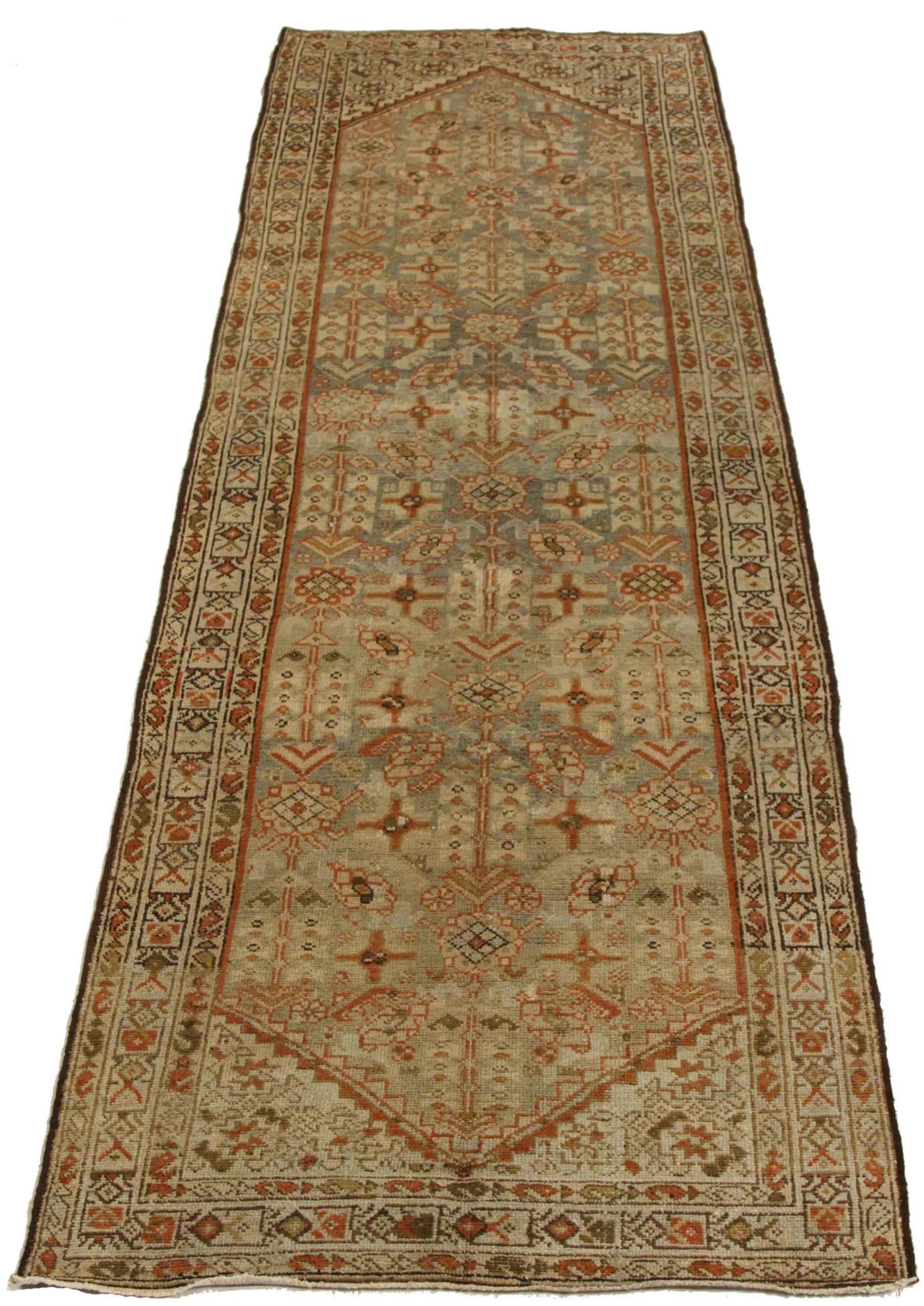 Descubre la elegancia de la alfombra persa Malayer. Diseñado con meticulosa atención al detalle, este diseño exclusivo es perfecto para realzar tu espacio.